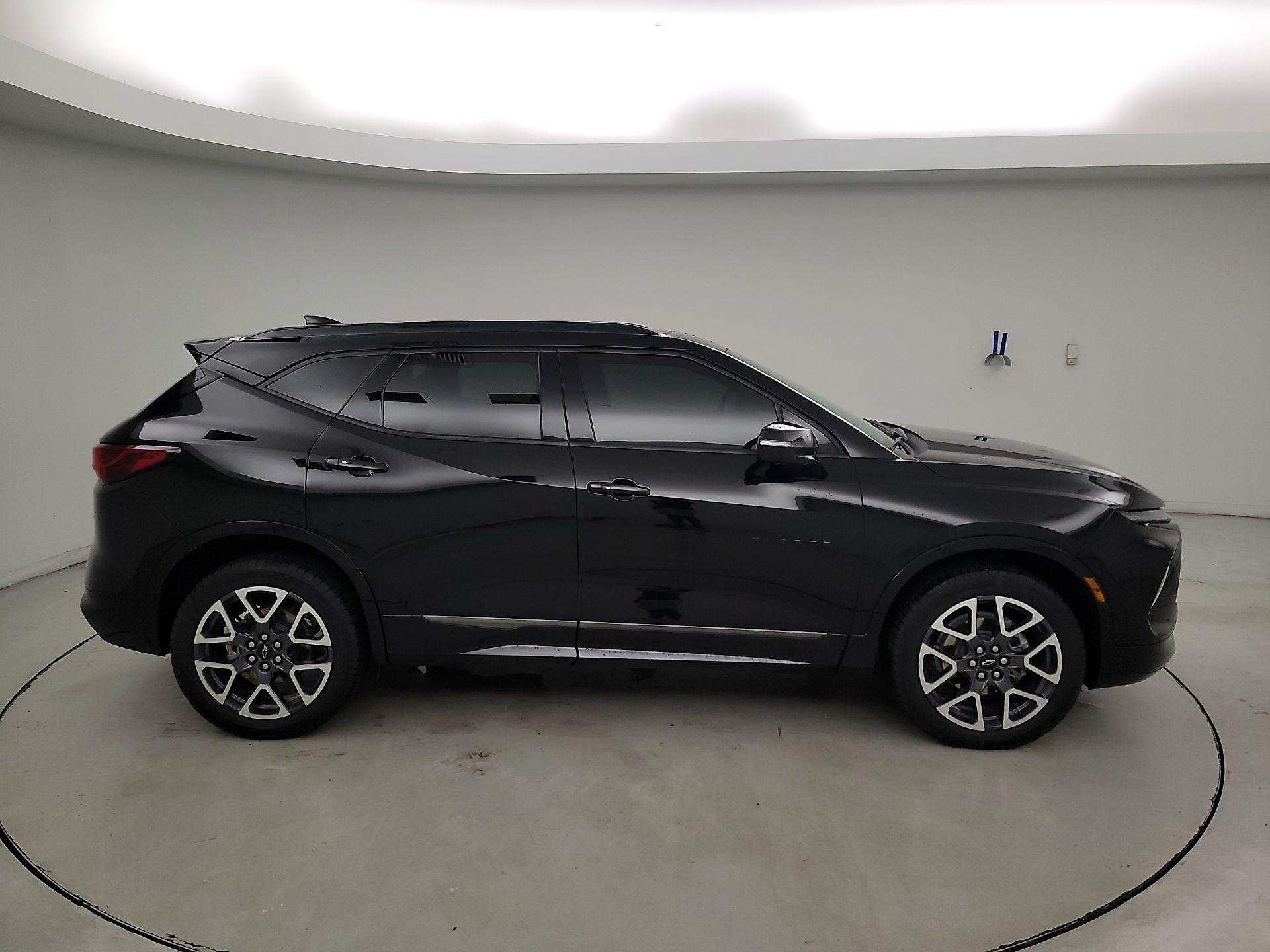 Thumbnail: 2023 Chevrolet Blazer - 4
