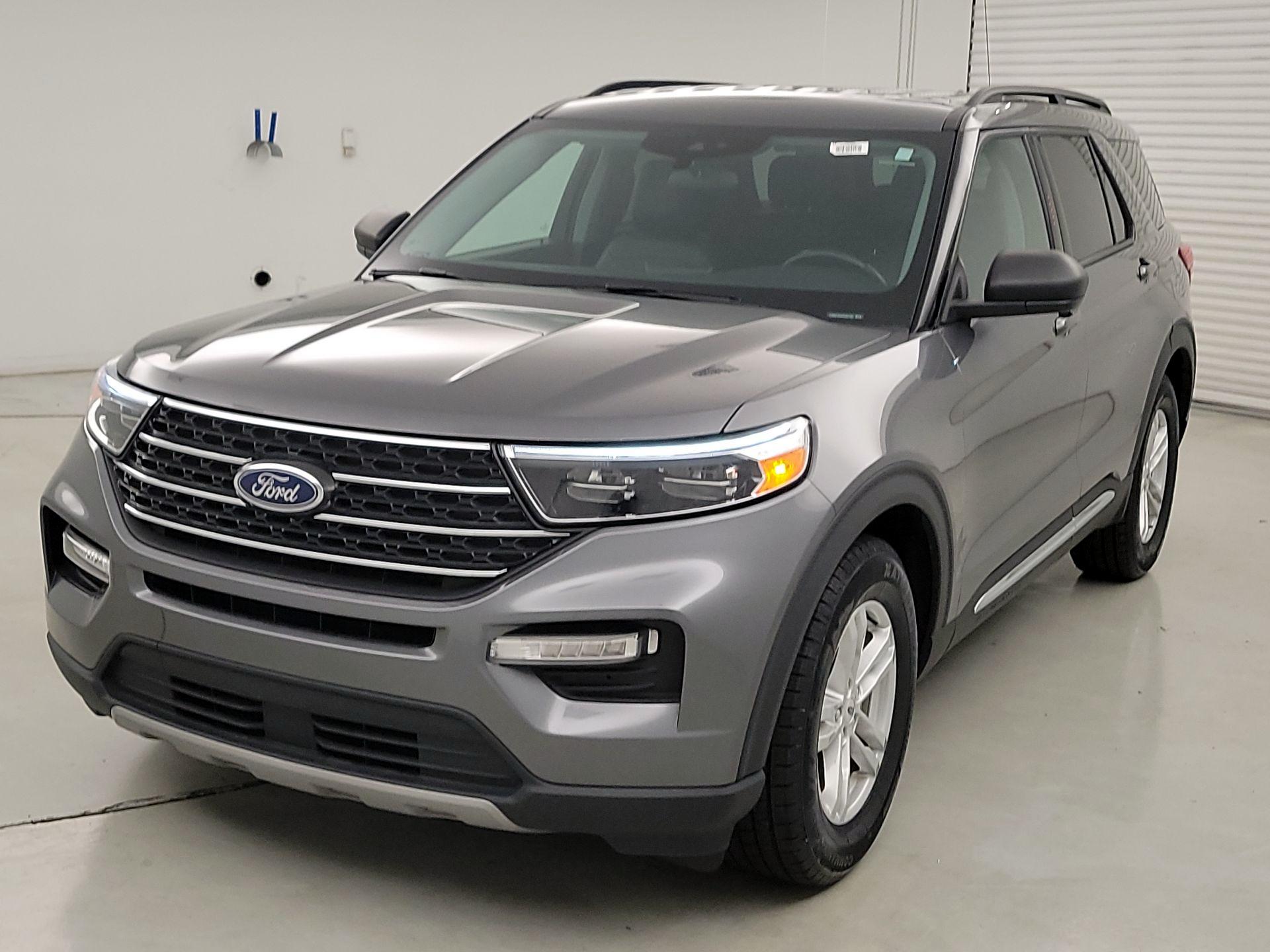 Thumbnail: 2023 Ford Explorer - 3