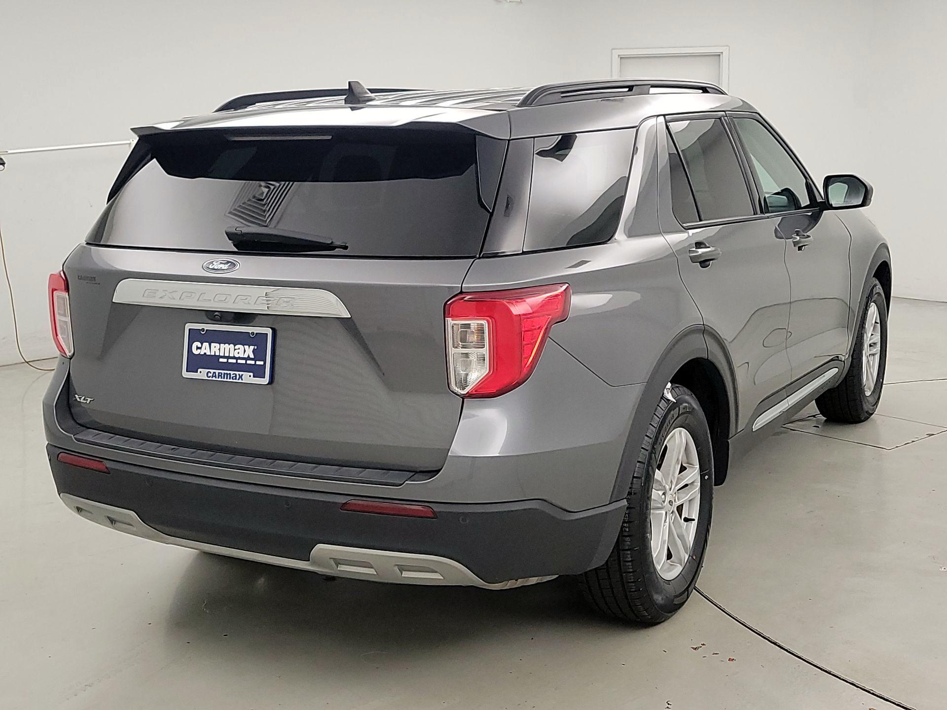 Thumbnail: 2023 Ford Explorer - 5