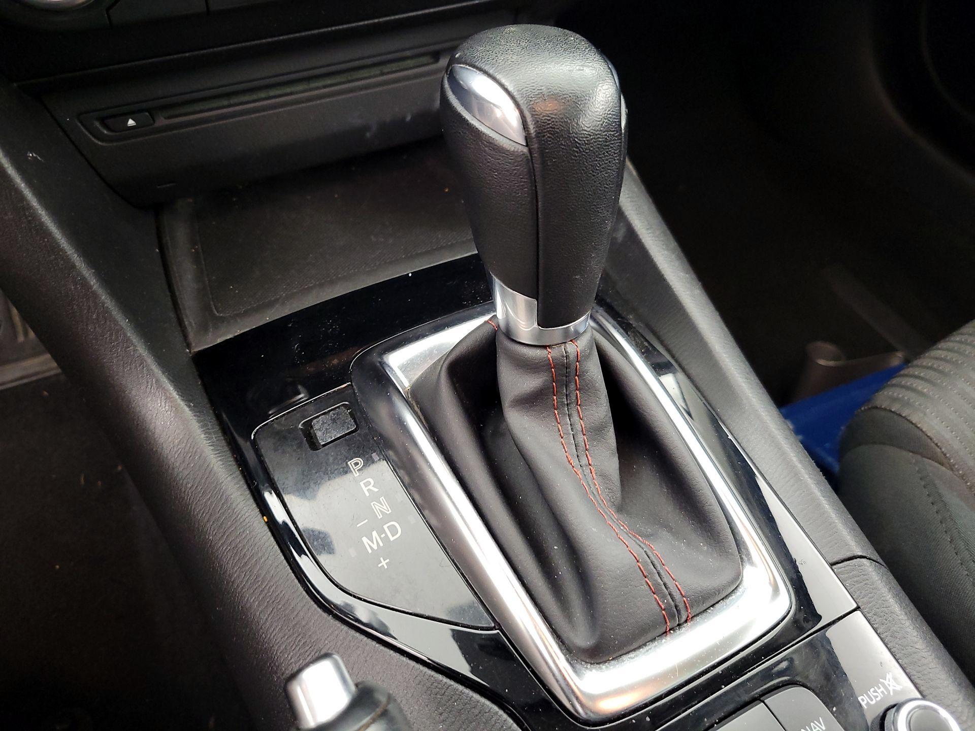 Thumbnail: 2014 Mazda Mazda3 - 18