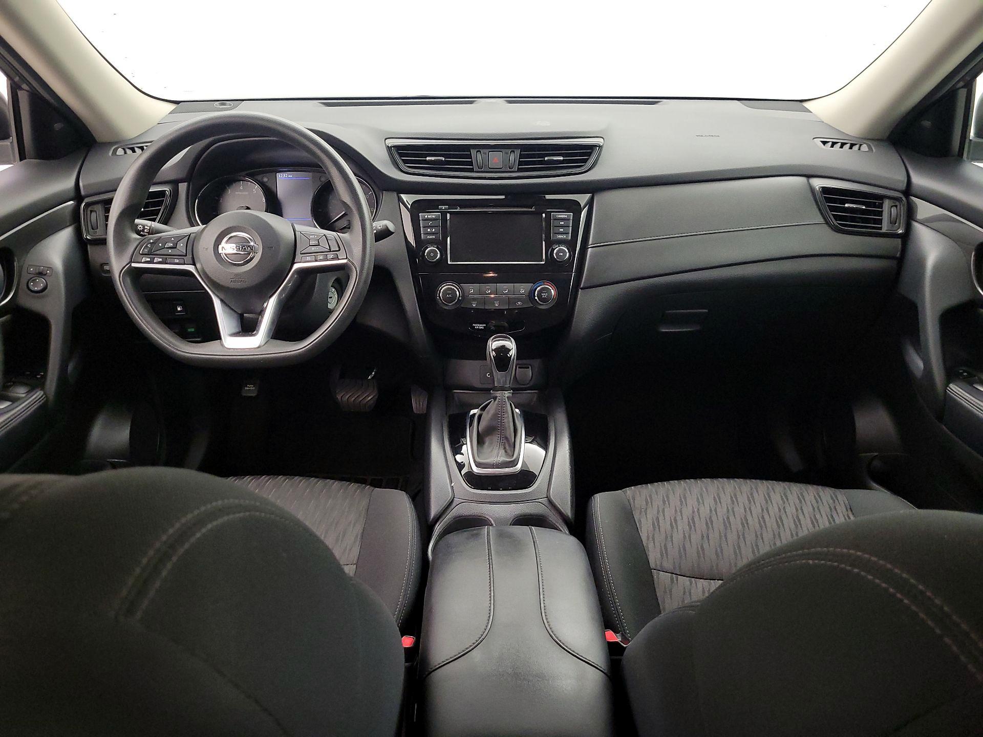 Thumbnail: 2020 Nissan Rogue - 9