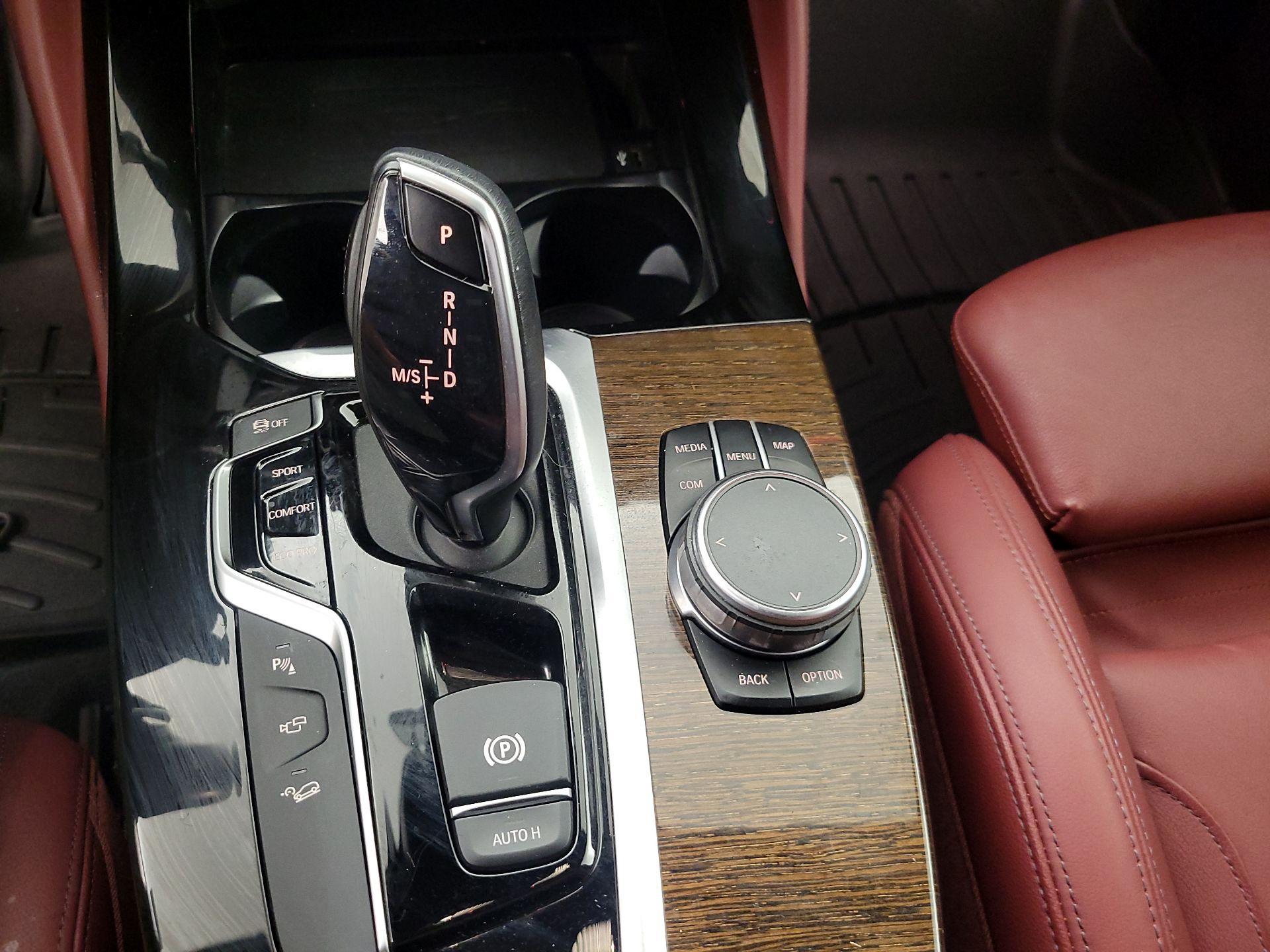 Thumbnail: 2019 BMW X4 - 18