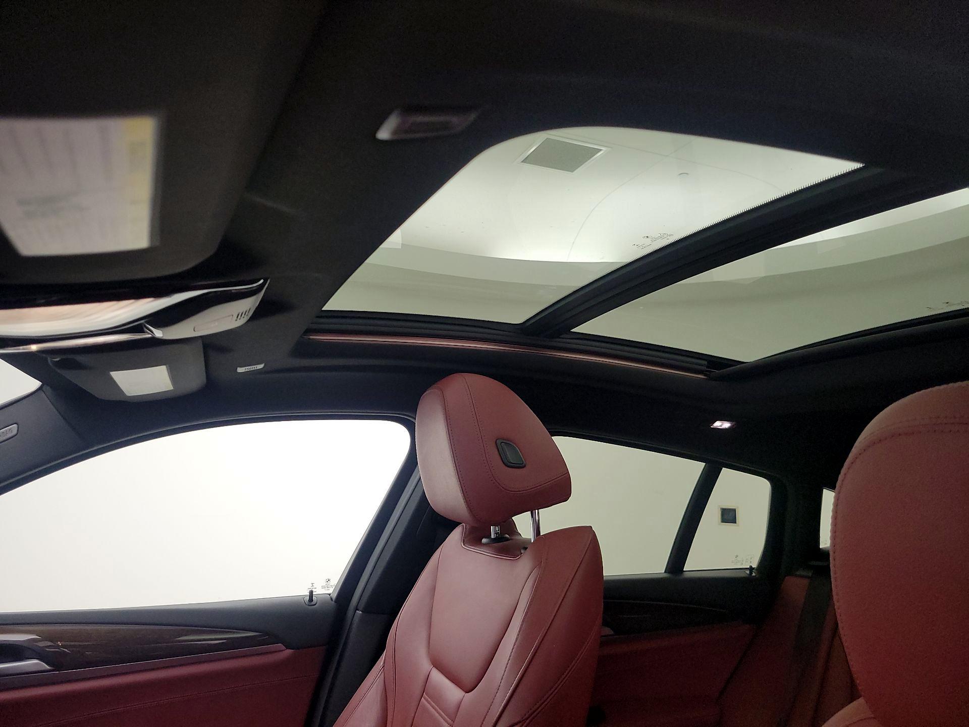 Thumbnail: 2019 BMW X4 - 20
