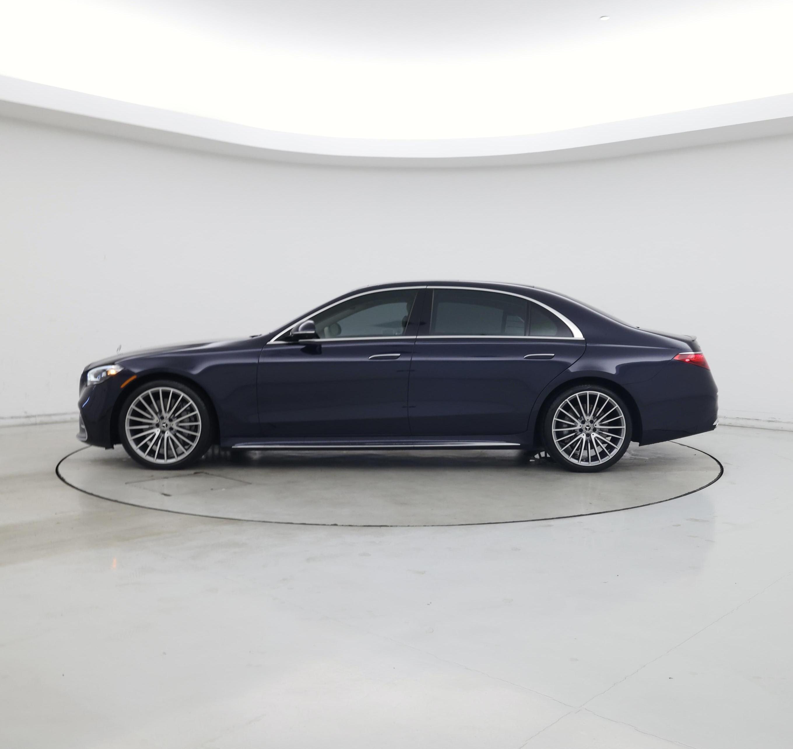 Thumbnail: 2023 Mercedes-Benz S-Class - 3