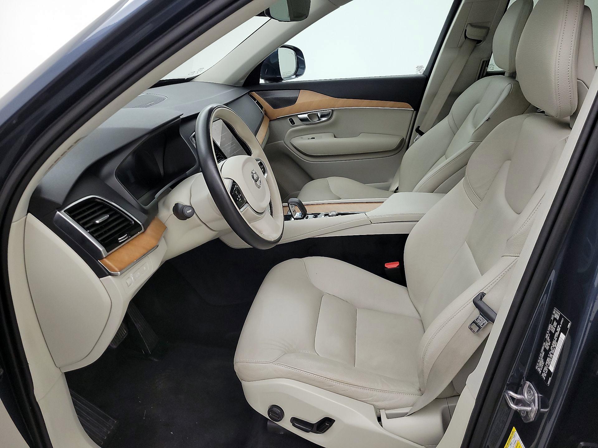 Thumbnail: 2022 Volvo XC90 - 11