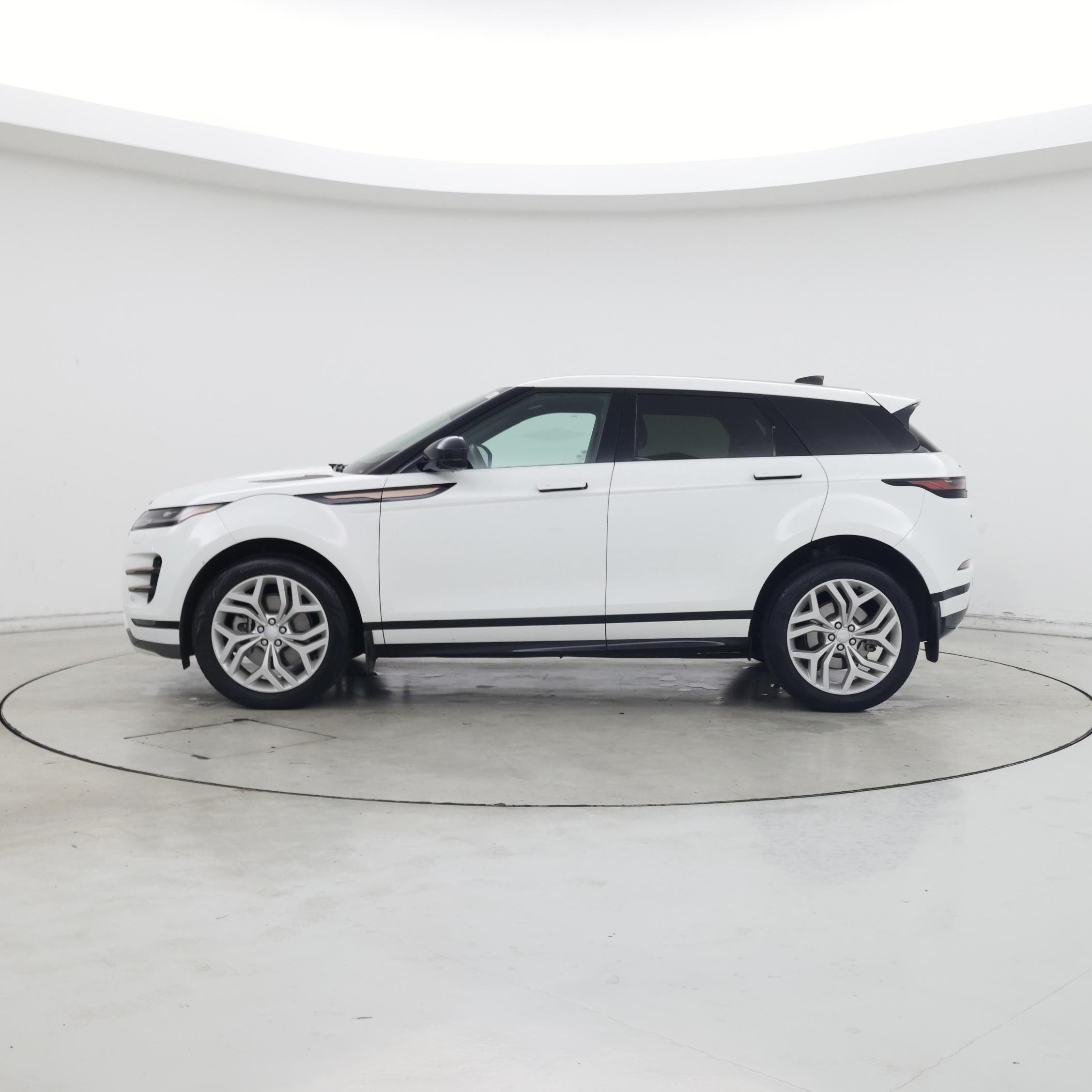 Thumbnail: 2022 Land Rover Range Rover Evoque - 3