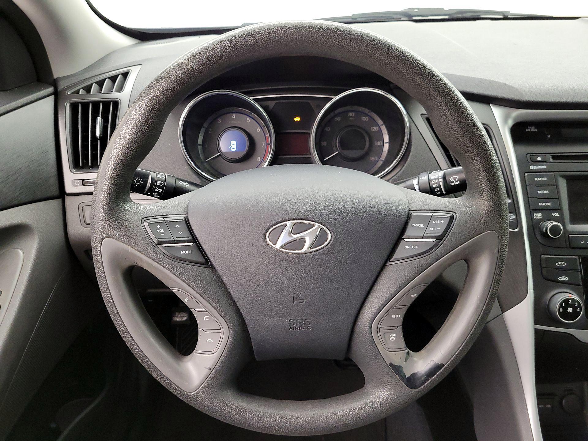 Thumbnail: 2014 Hyundai Sonata - 10