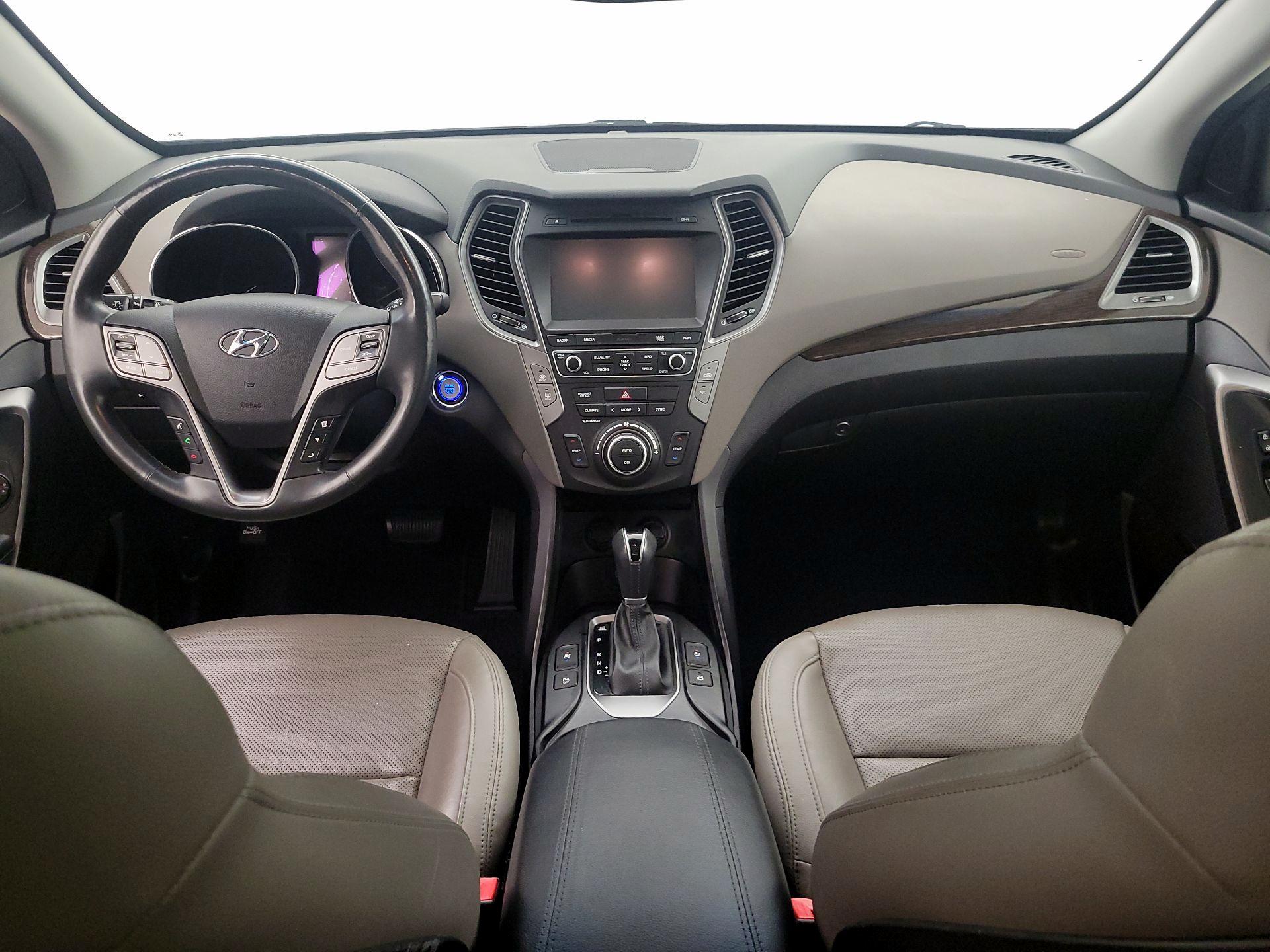 Thumbnail: 2017 Hyundai Santa Fe - 9