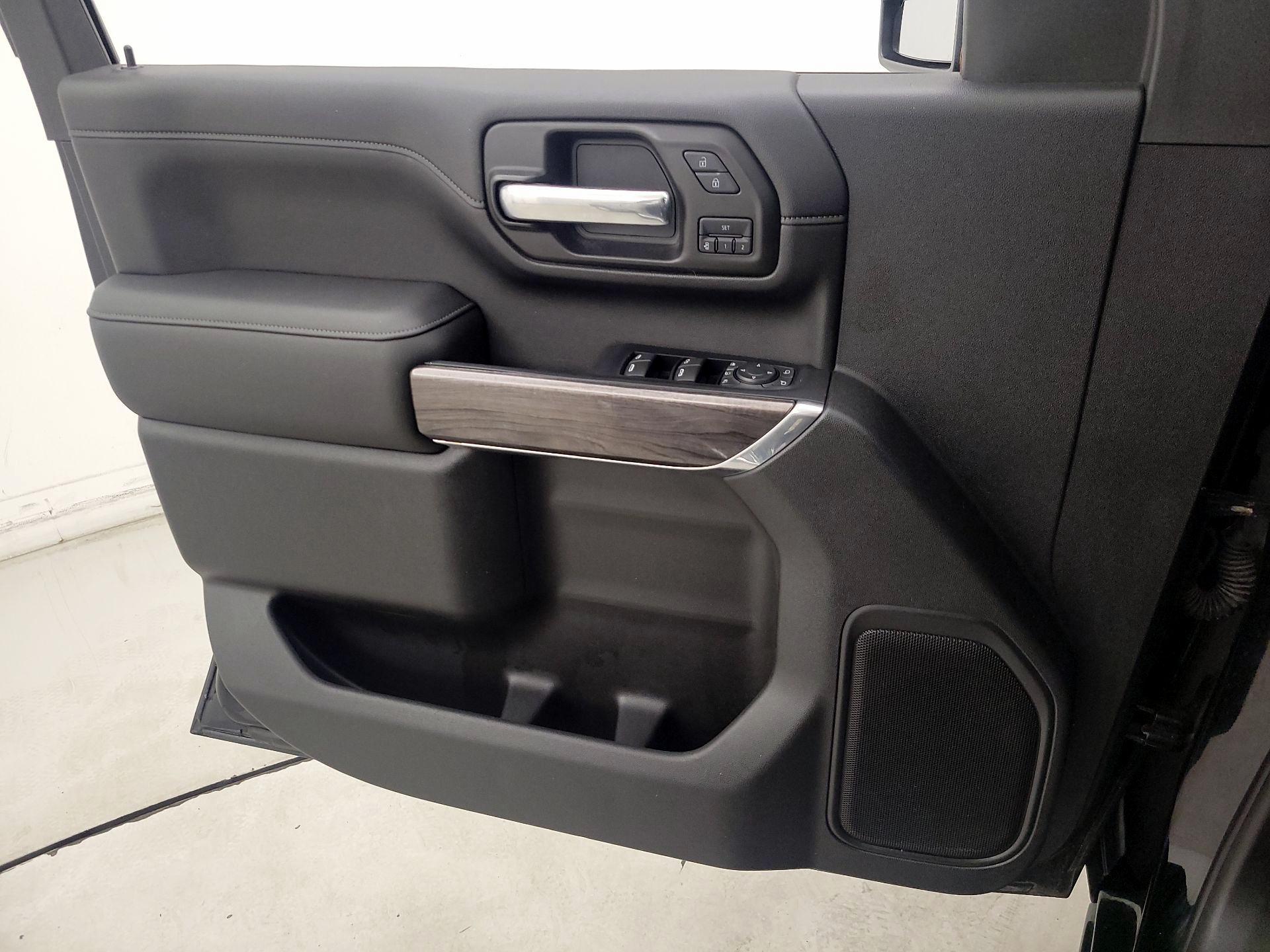 Thumbnail: 2020 Chevrolet Silverado 2500 - 12