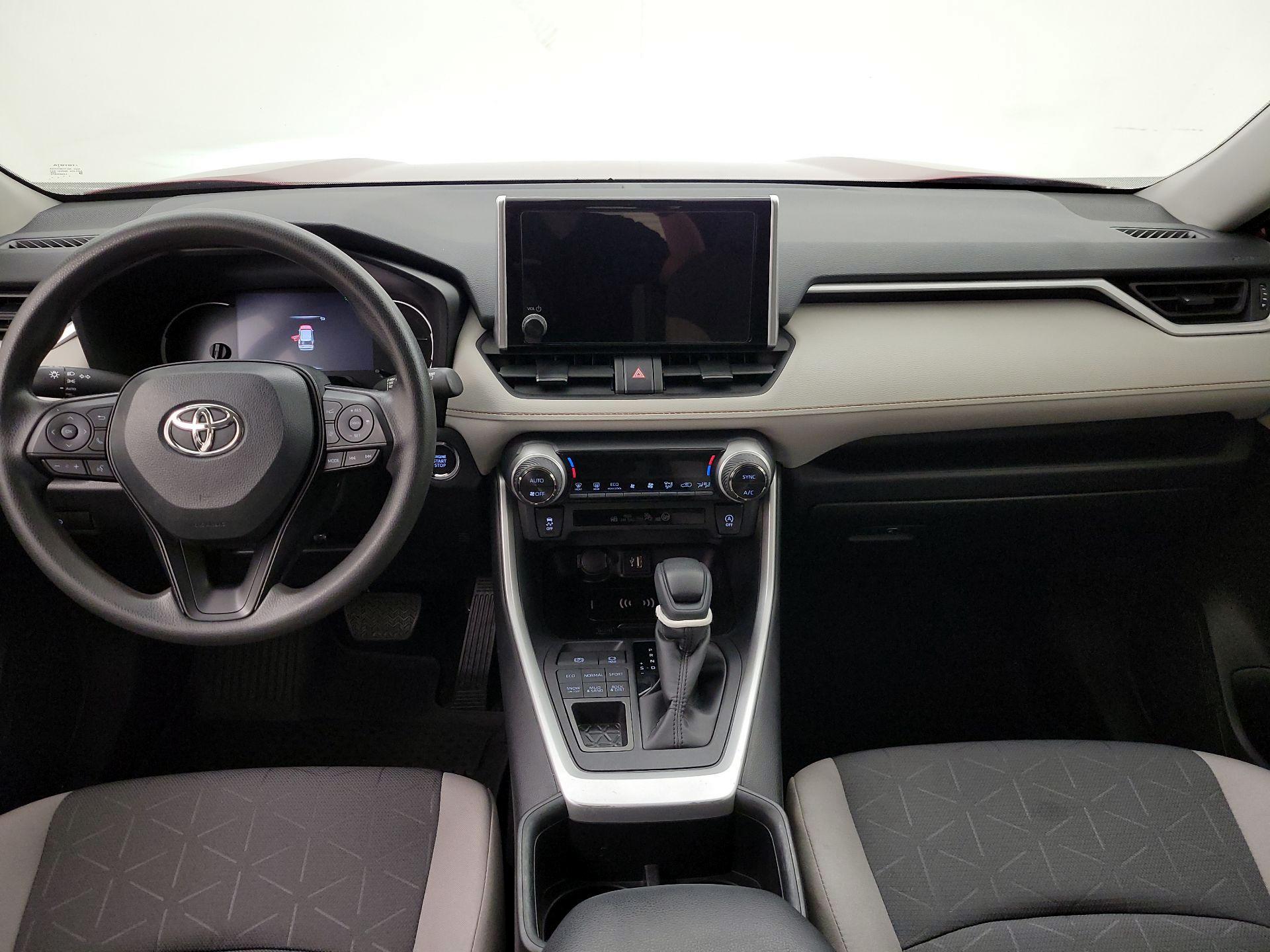 Thumbnail: 2024 Toyota RAV4 - 9