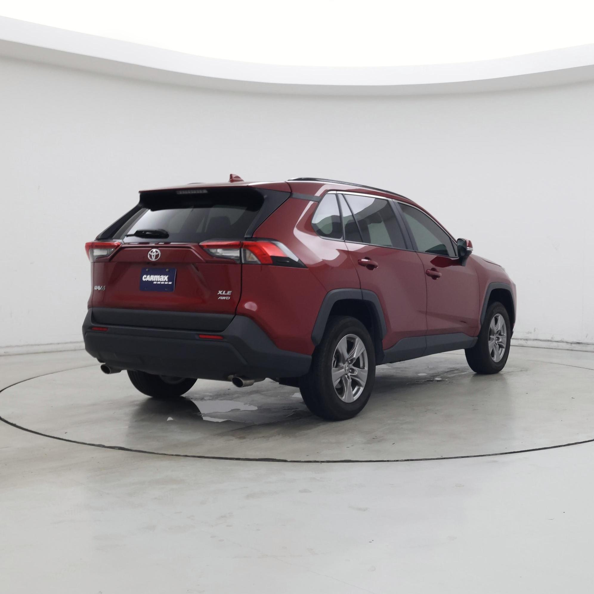 Thumbnail: 2024 Toyota RAV4 - 8