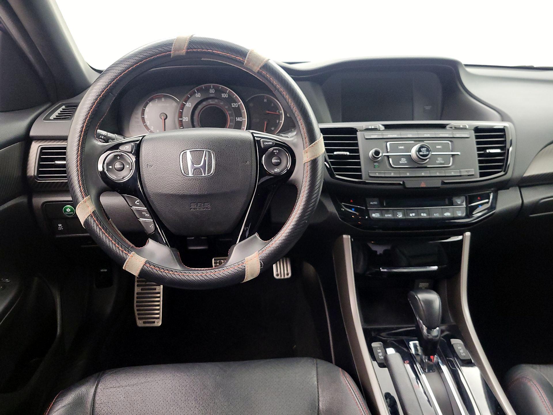 Thumbnail: 2017 Honda Accord - 10