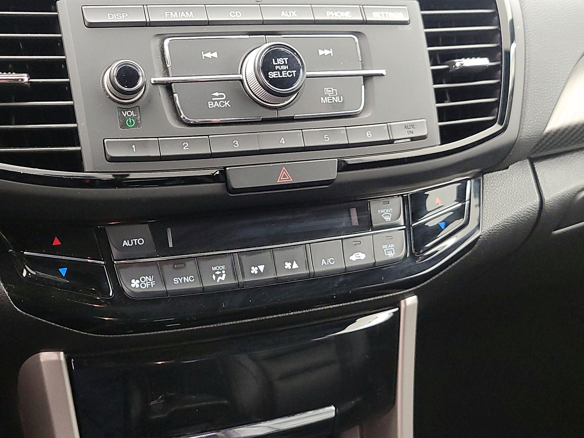 Thumbnail: 2017 Honda Accord - 16