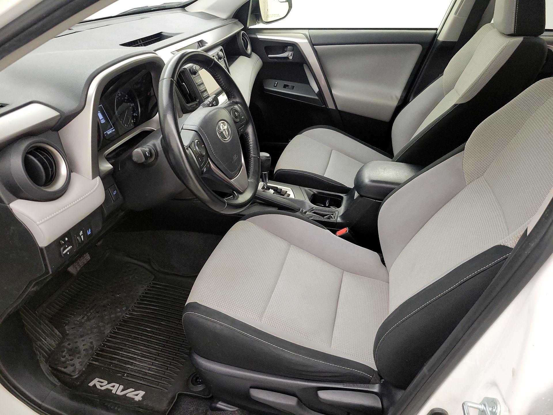 Thumbnail: 2017 Toyota RAV4 - 11