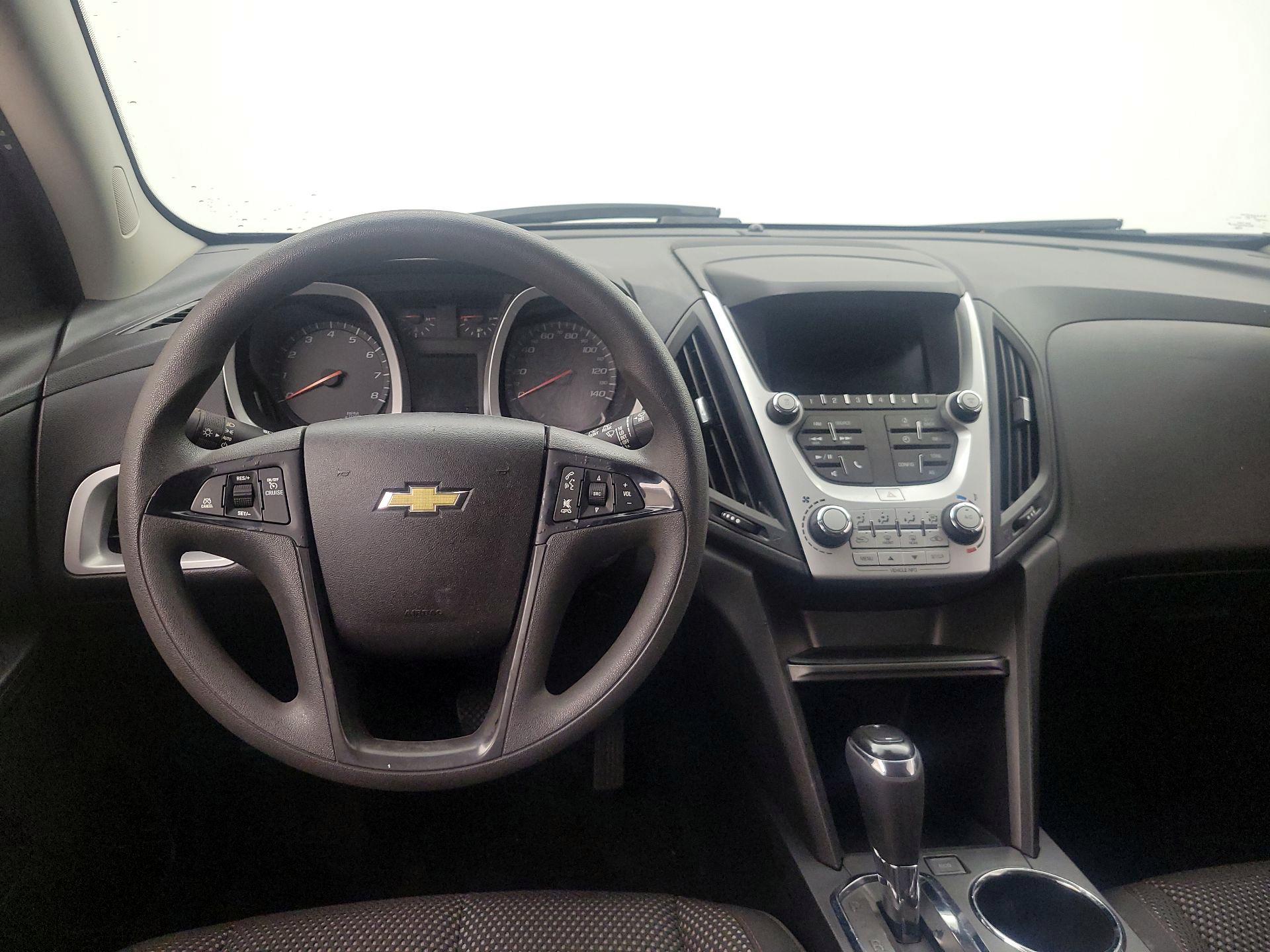 Thumbnail: 2017 Chevrolet Equinox - 10