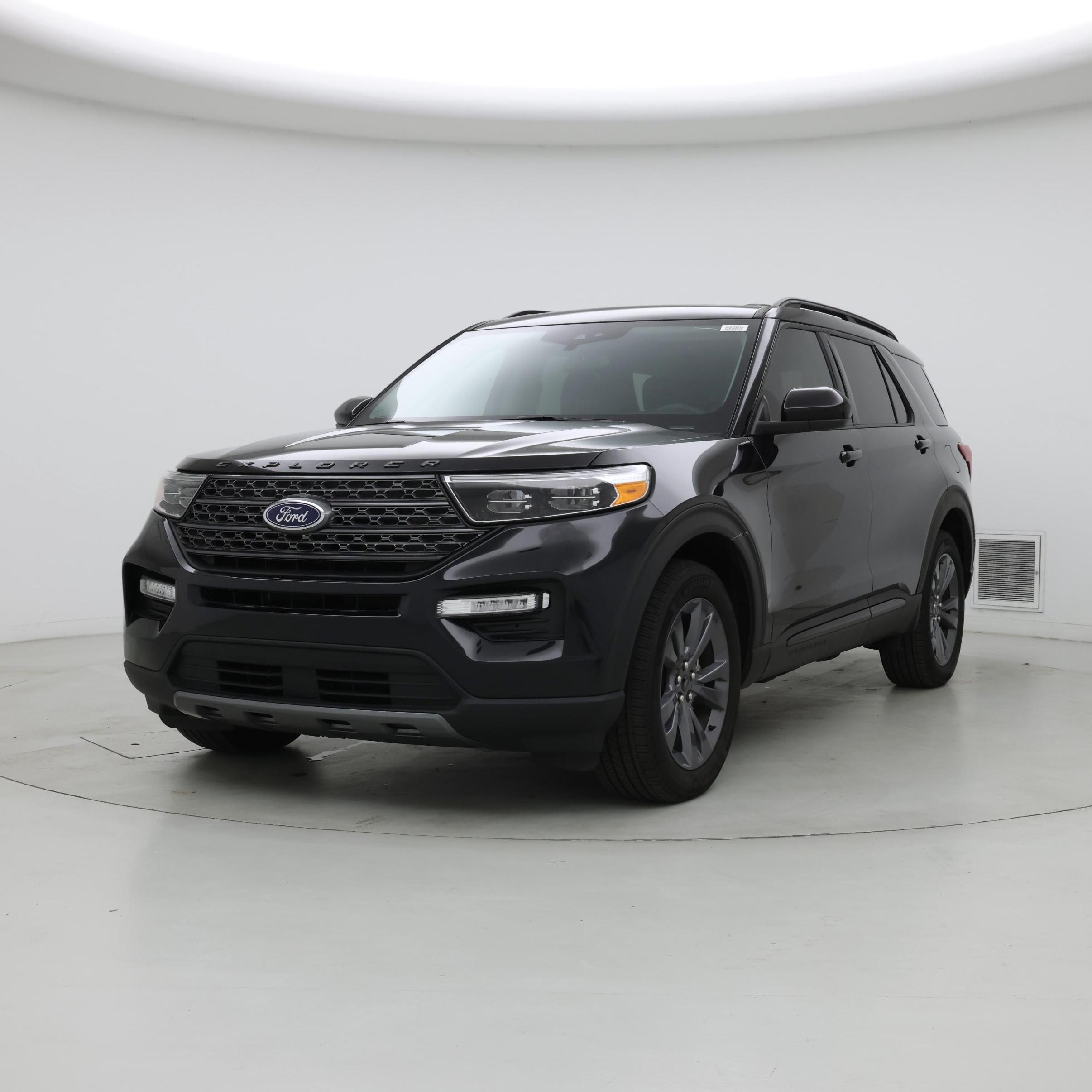 Thumbnail: 2023 Ford Explorer - 4