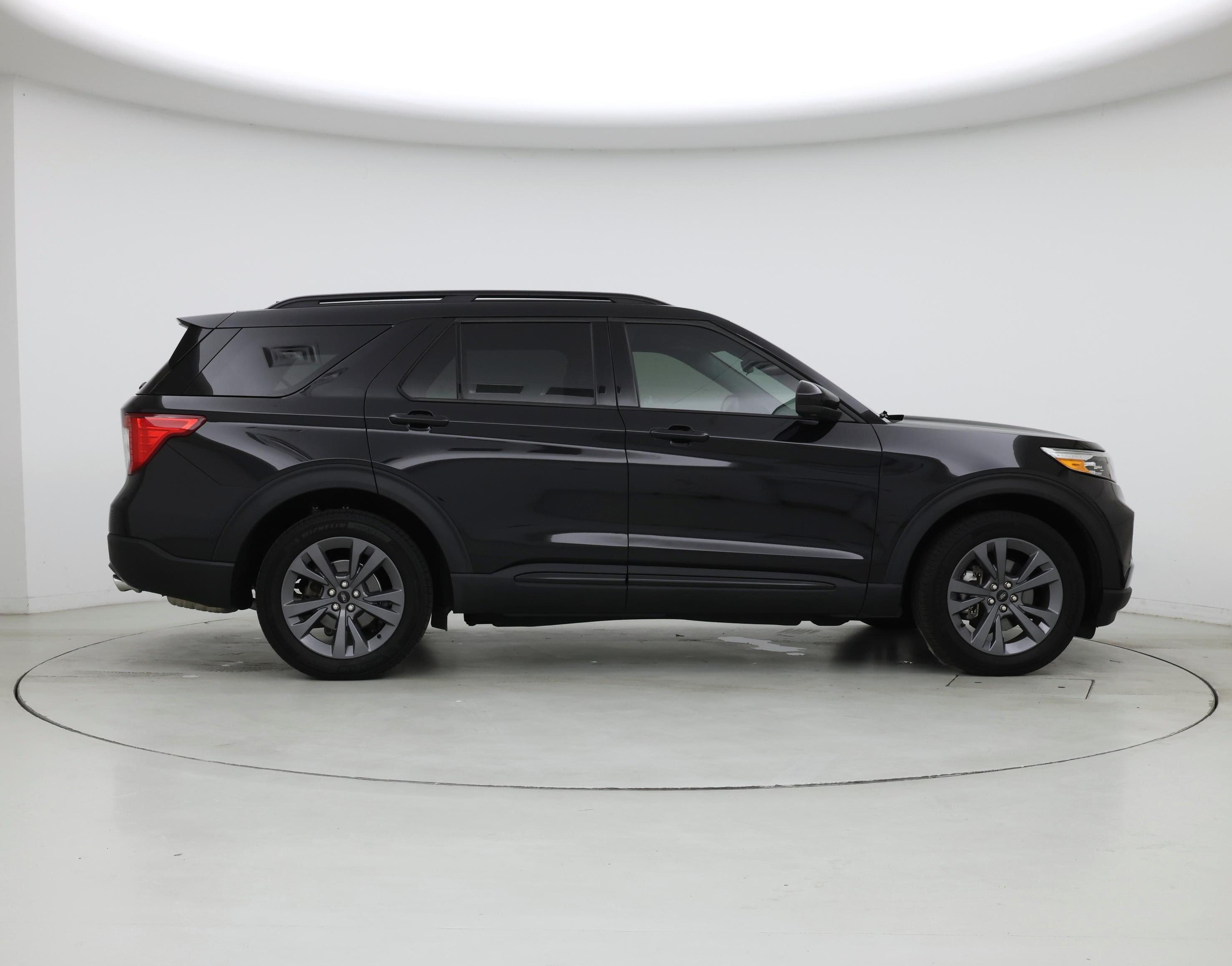 Thumbnail: 2023 Ford Explorer - 7