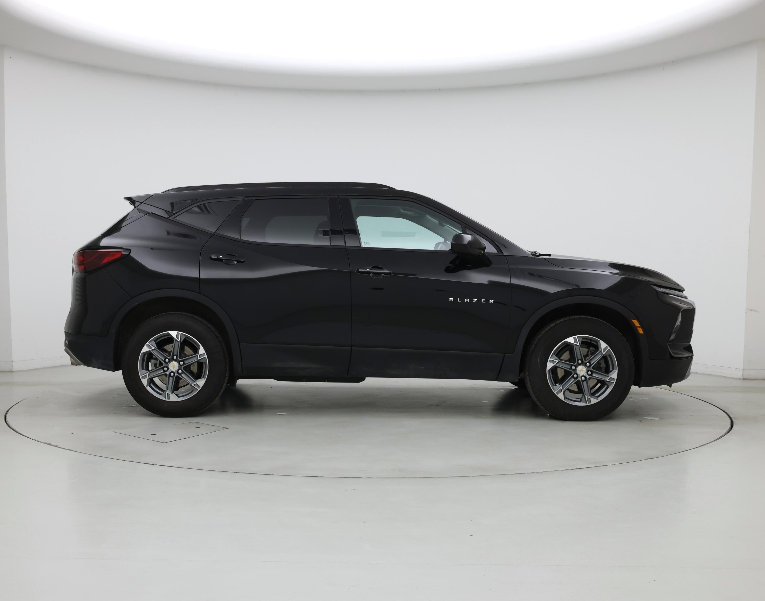 Thumbnail: 2023 Chevrolet Blazer - 7