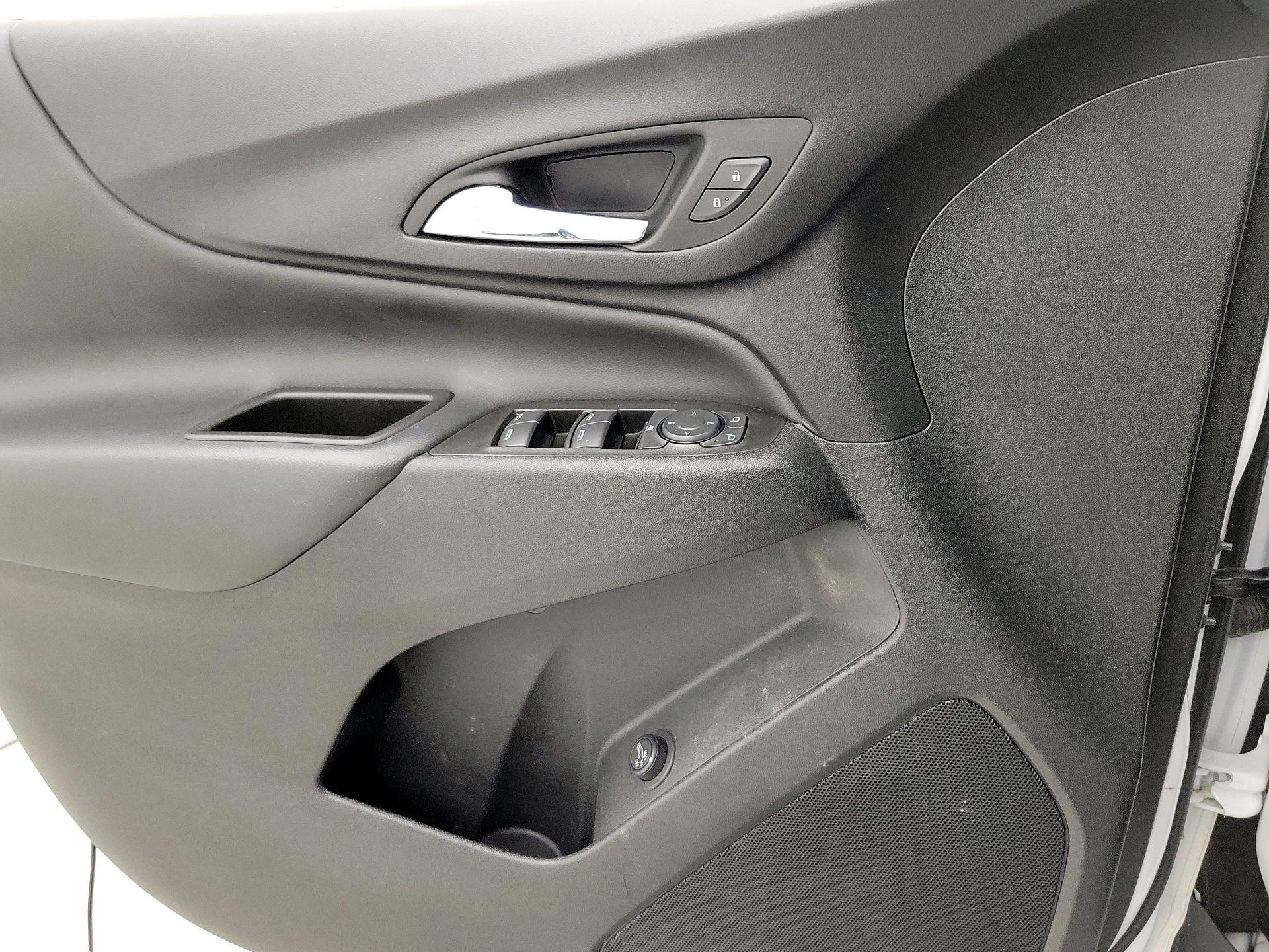 Thumbnail: 2022 Chevrolet Equinox - 12