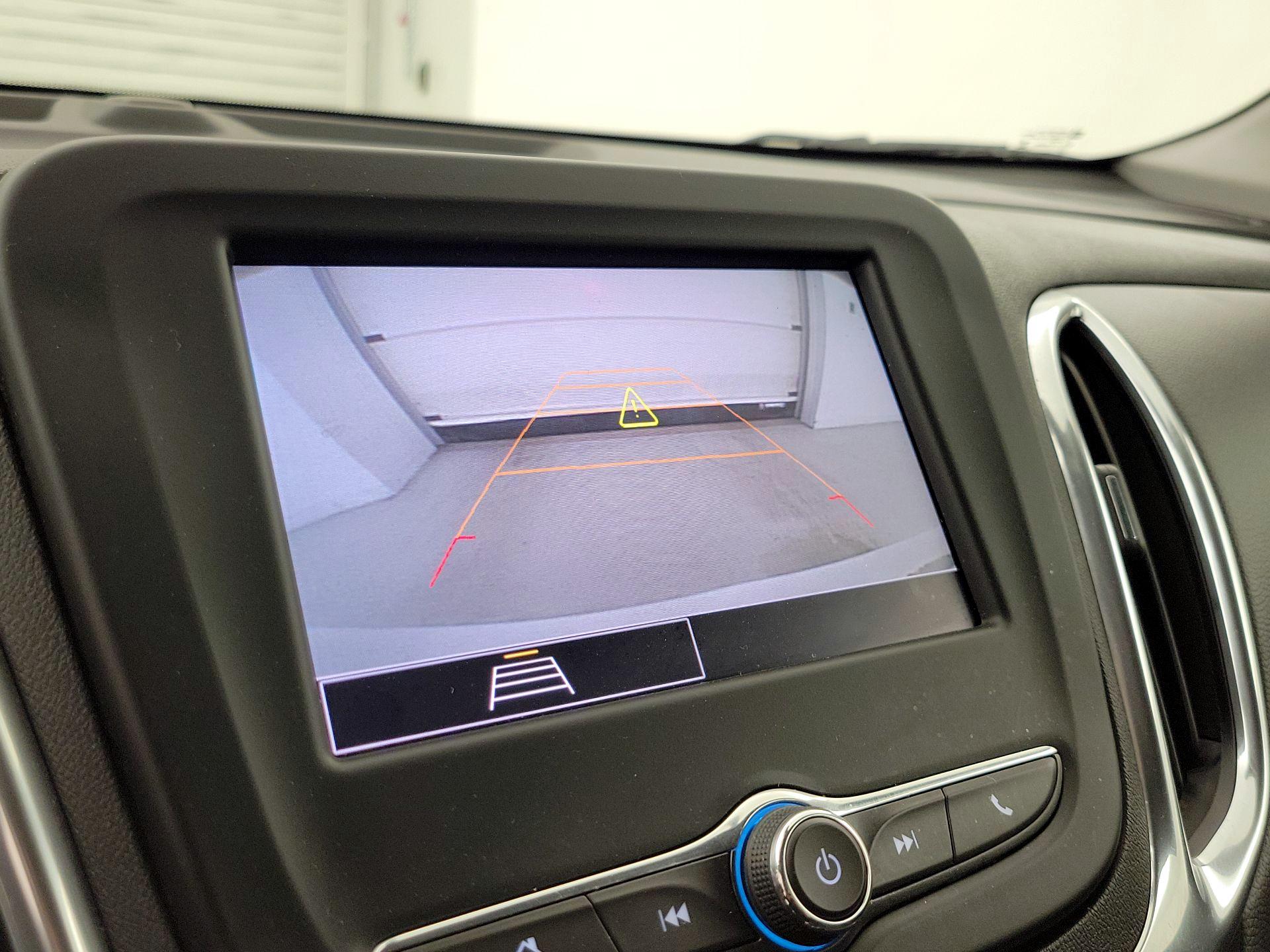 Thumbnail: 2022 Chevrolet Equinox - 14