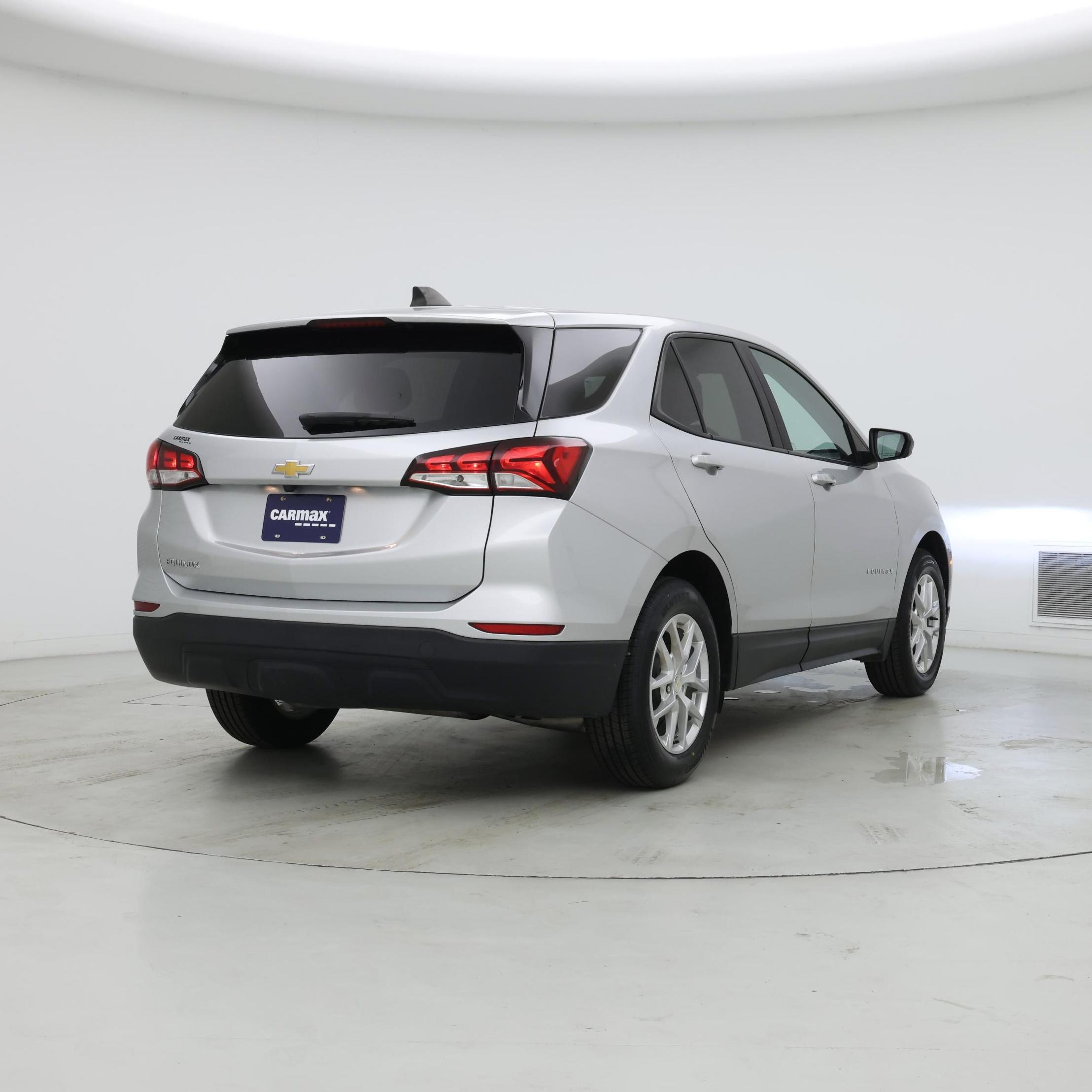 Thumbnail: 2022 Chevrolet Equinox - 8
