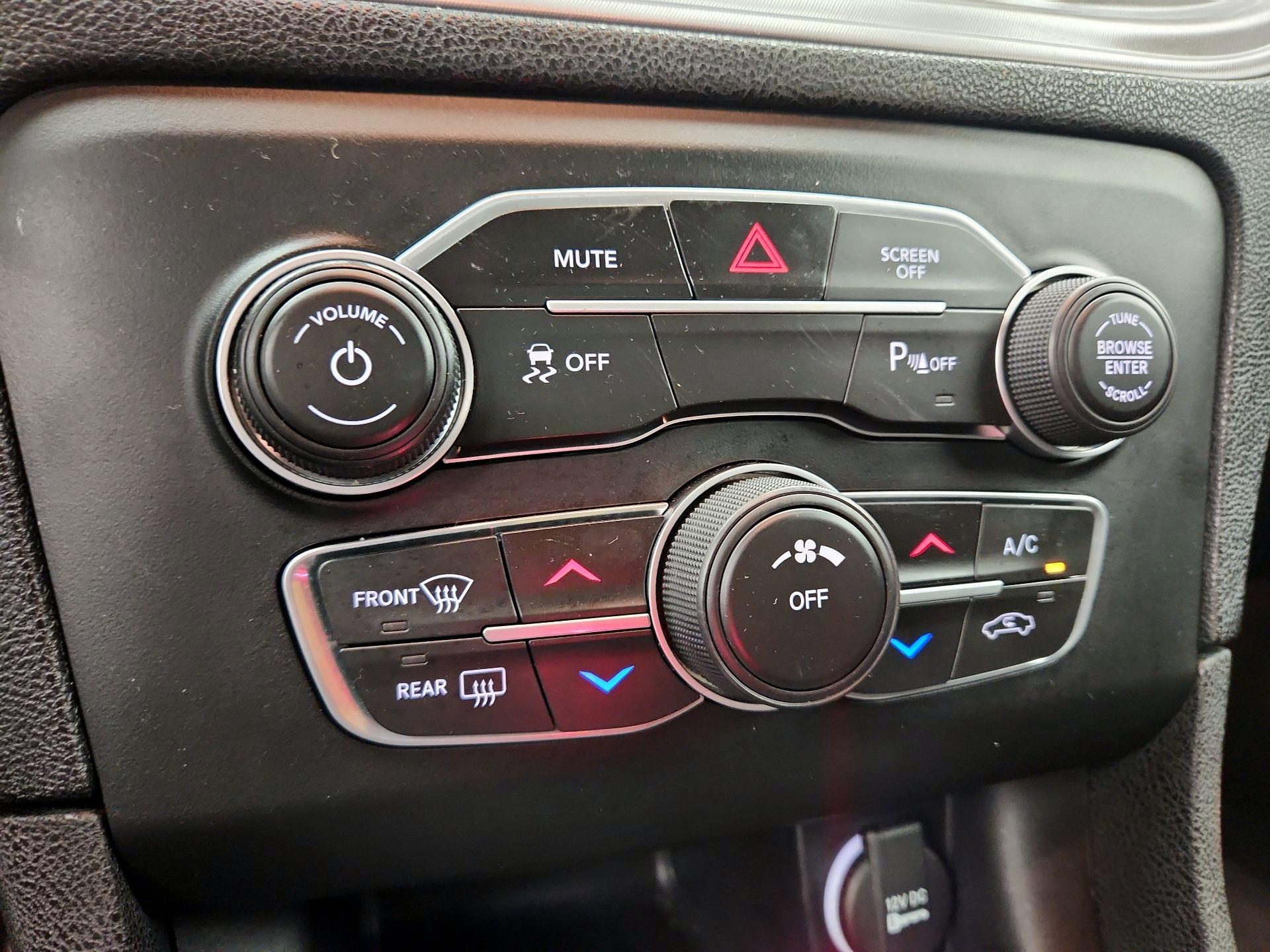 Thumbnail: 2023 Dodge Charger - 16