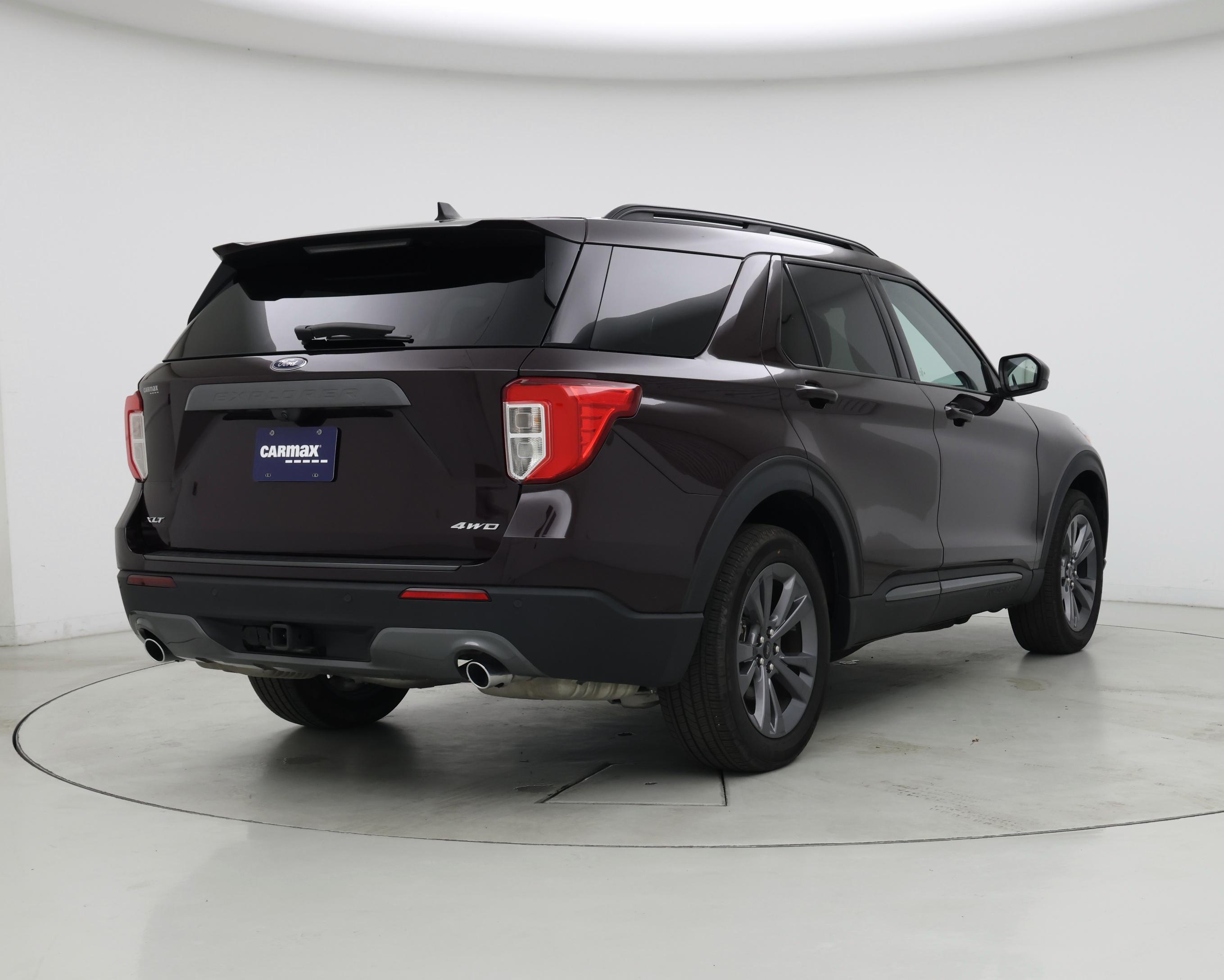 Thumbnail: 2022 Ford Explorer - 8