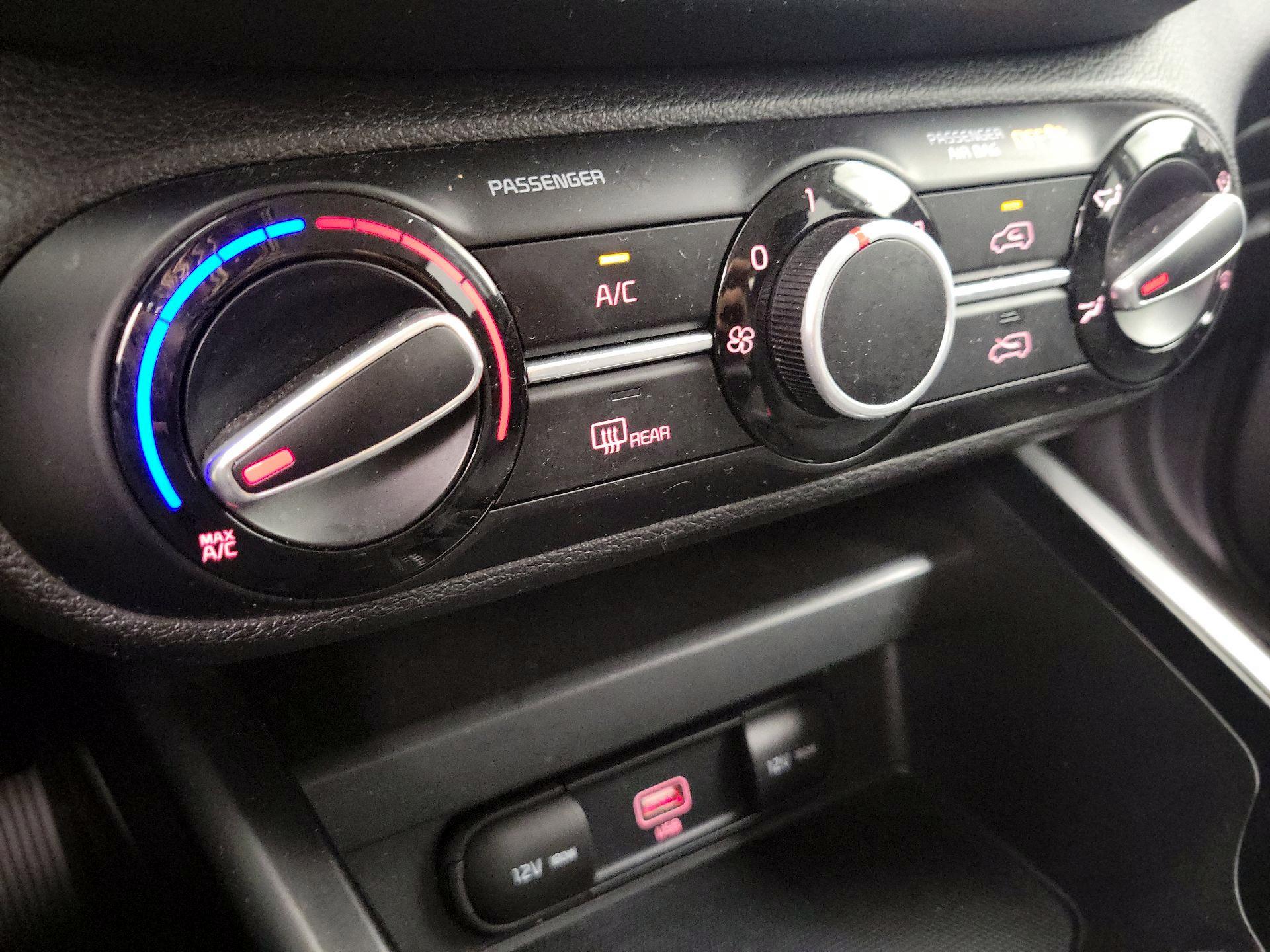 Thumbnail: 2021 Kia Soul - 16