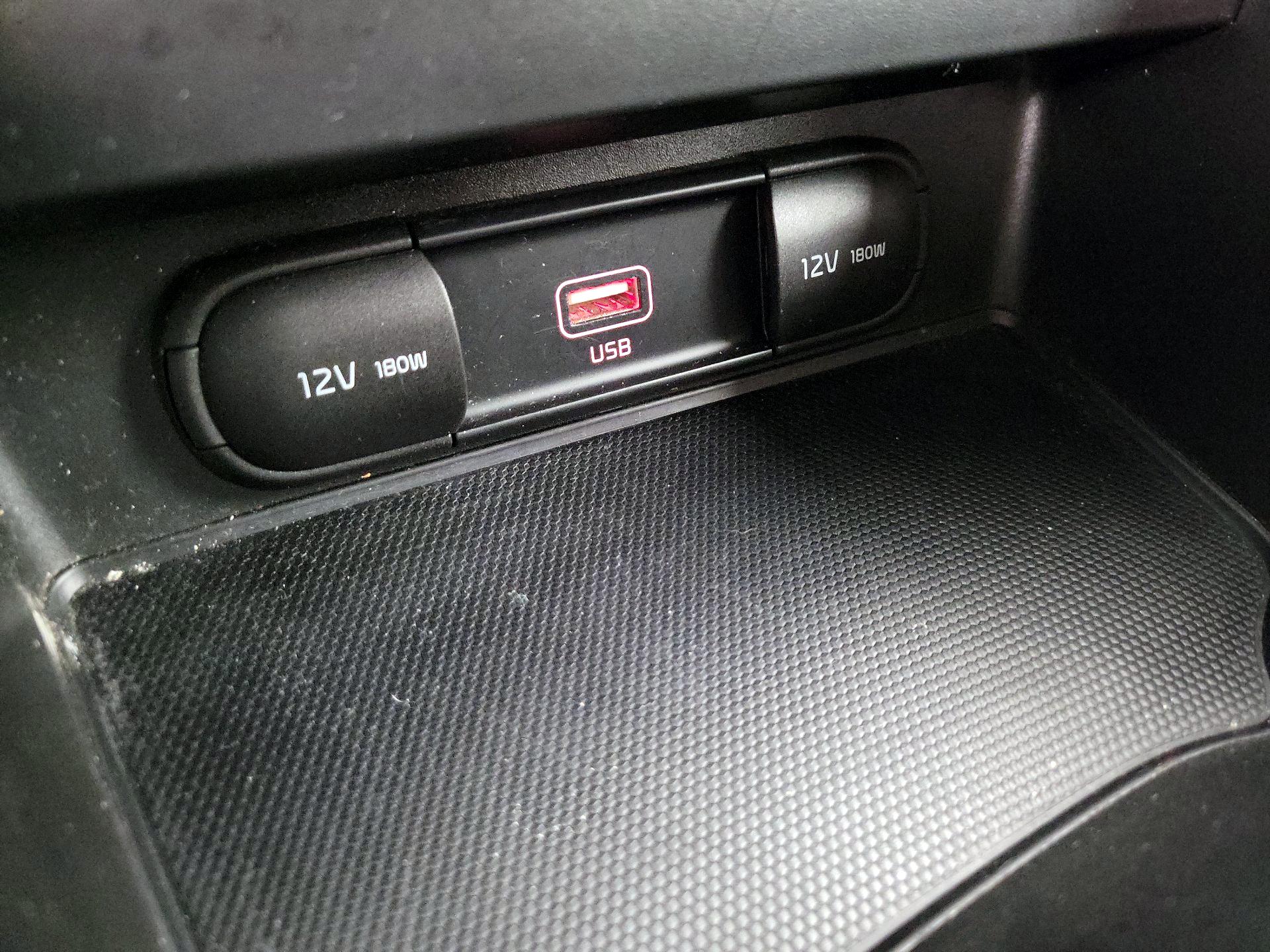 Thumbnail: 2021 Kia Soul - 18