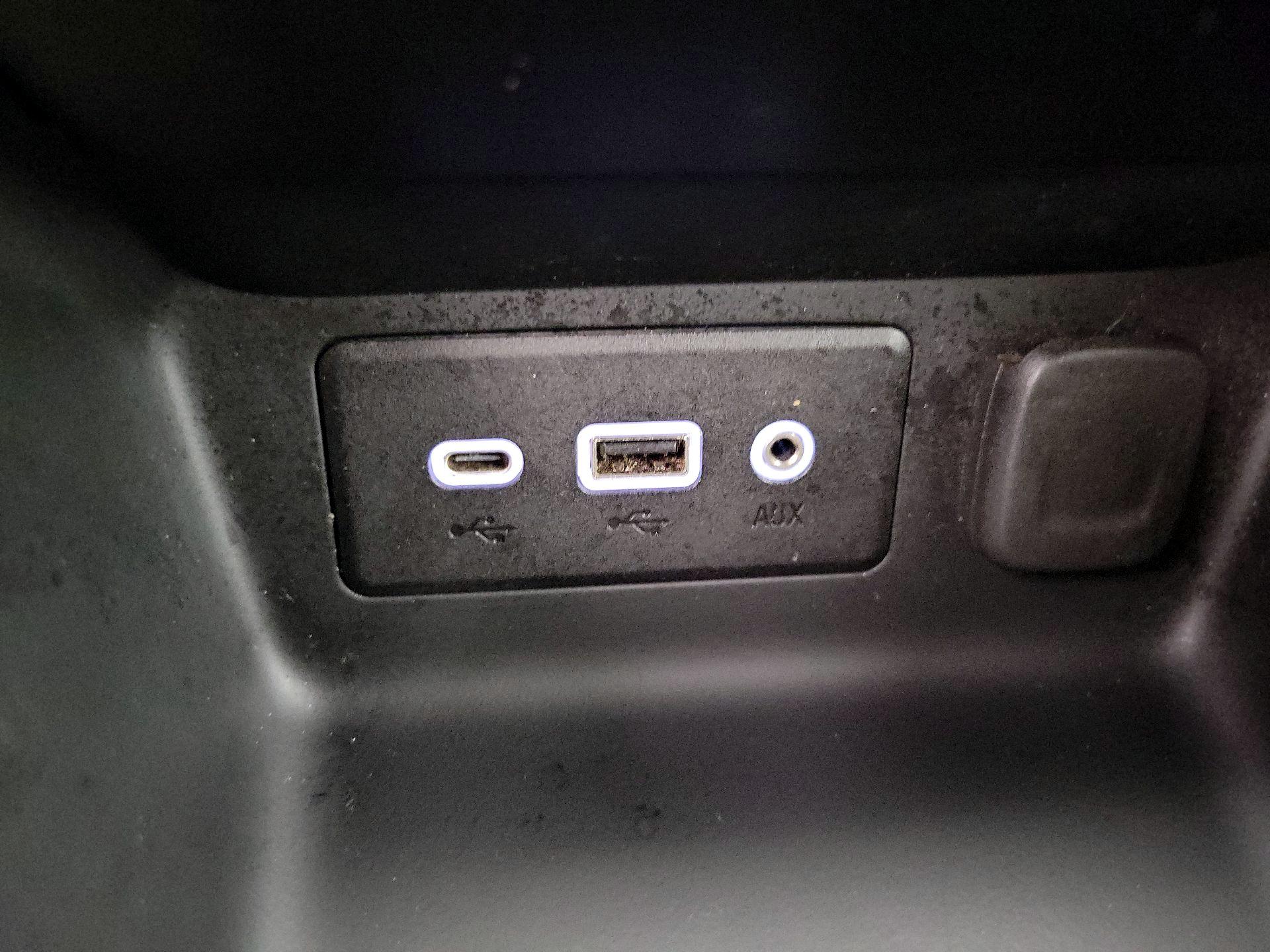 Thumbnail: 2022 GMC Terrain - 18