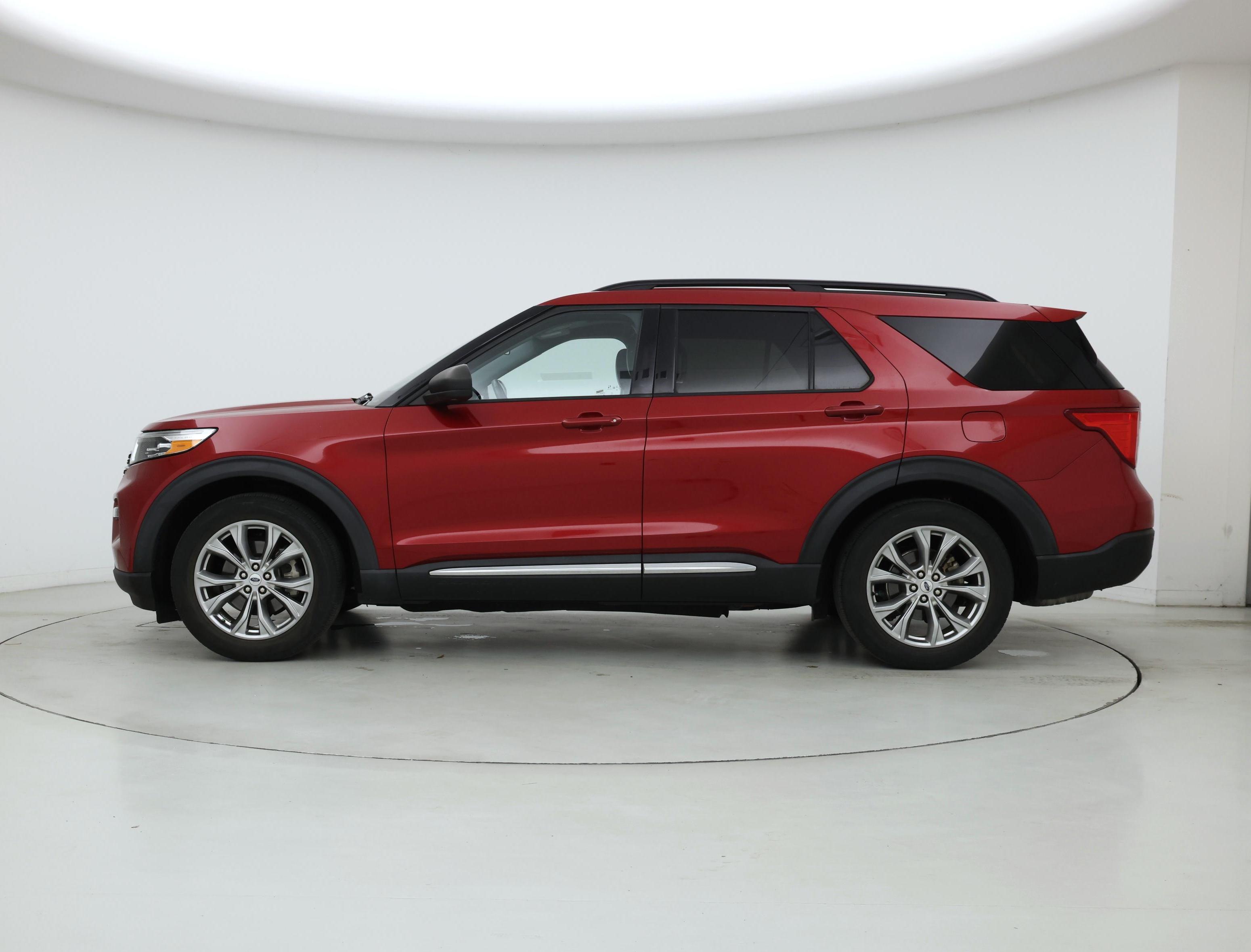 Thumbnail: 2021 Ford Explorer - 3