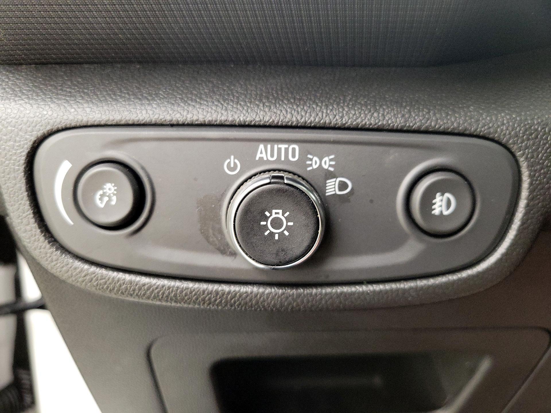 Thumbnail: 2023 Chevrolet TrailBlazer - 13