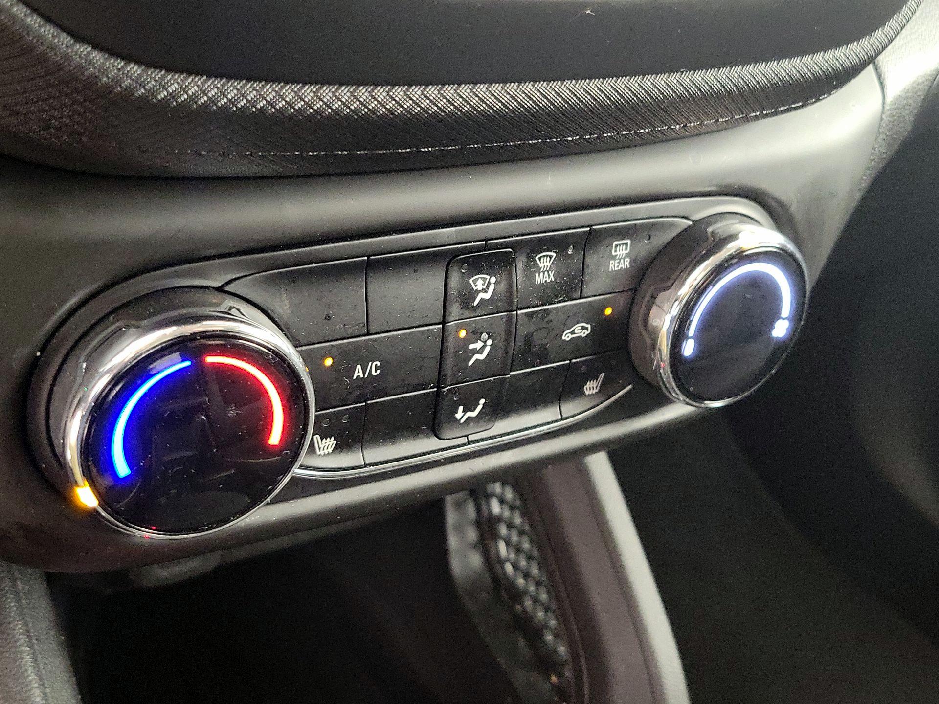 Thumbnail: 2023 Chevrolet TrailBlazer - 16