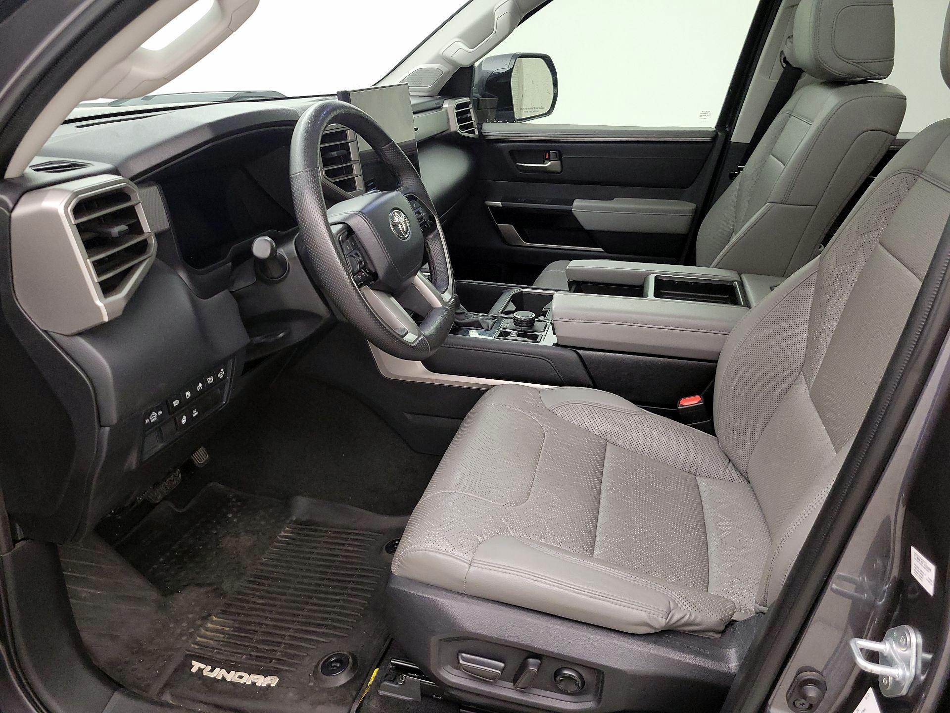 Thumbnail: 2023 Toyota Tundra - 11