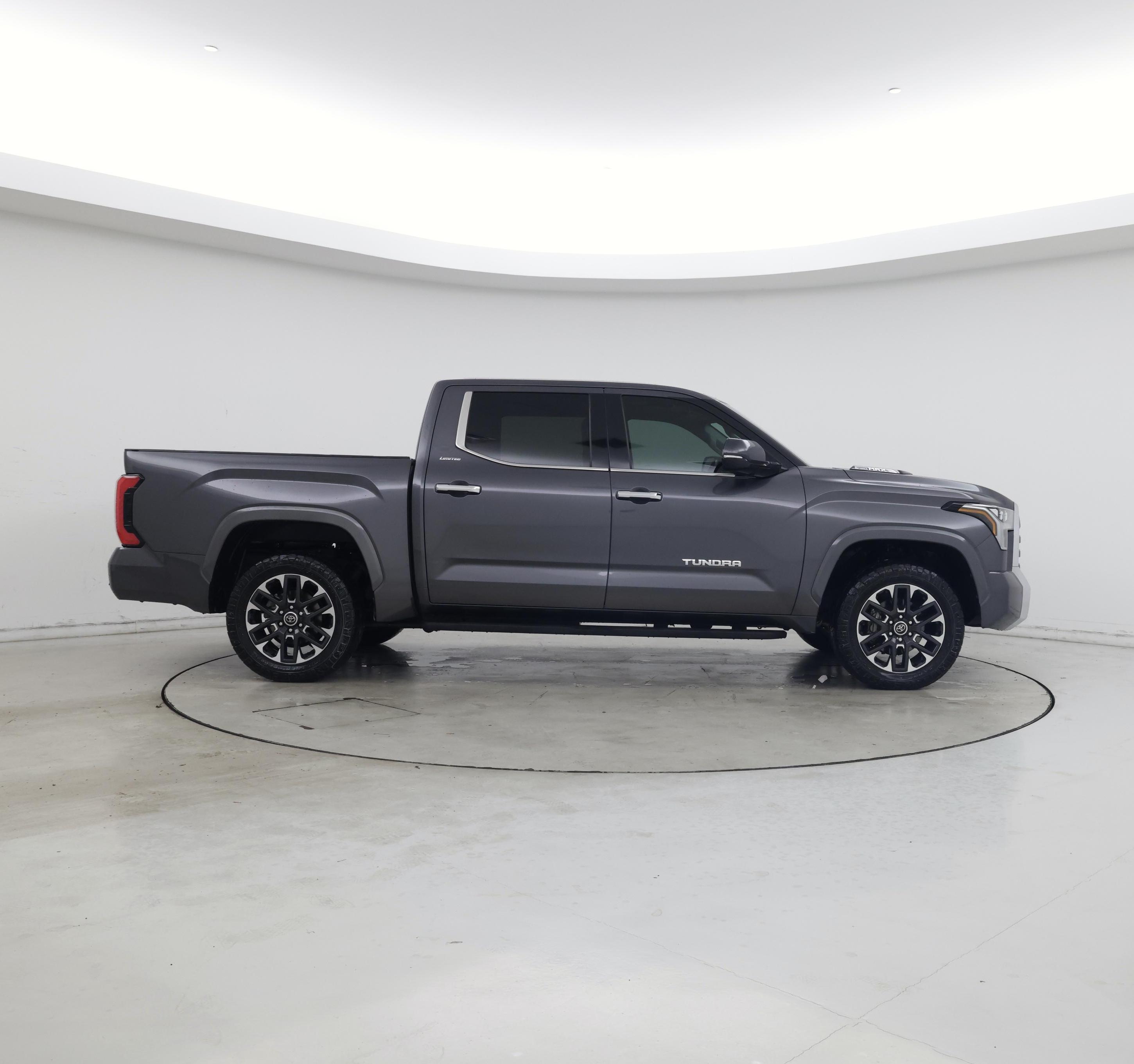 Thumbnail: 2023 Toyota Tundra - 7