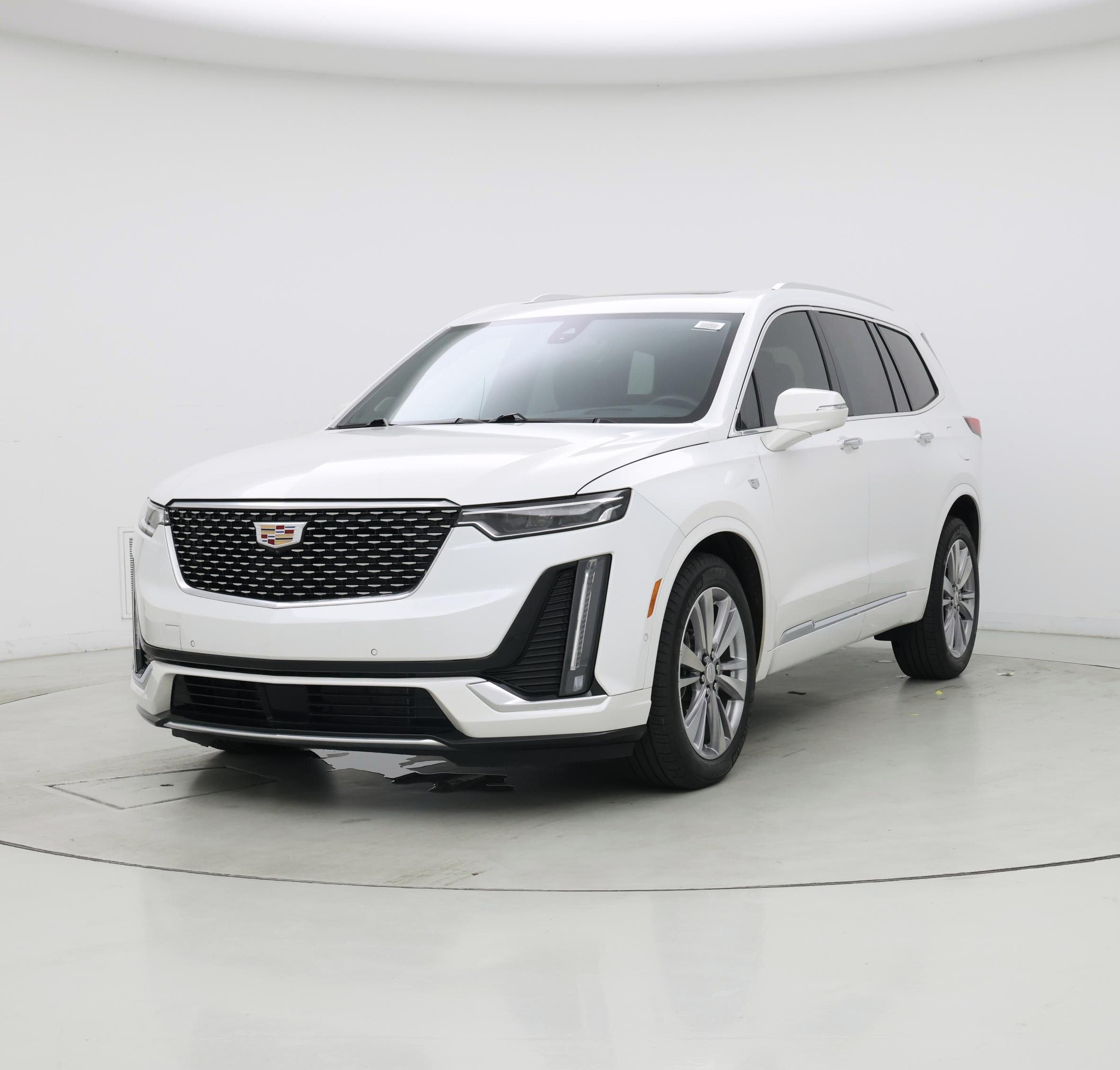 Thumbnail: 2023 Cadillac XT6 - 4