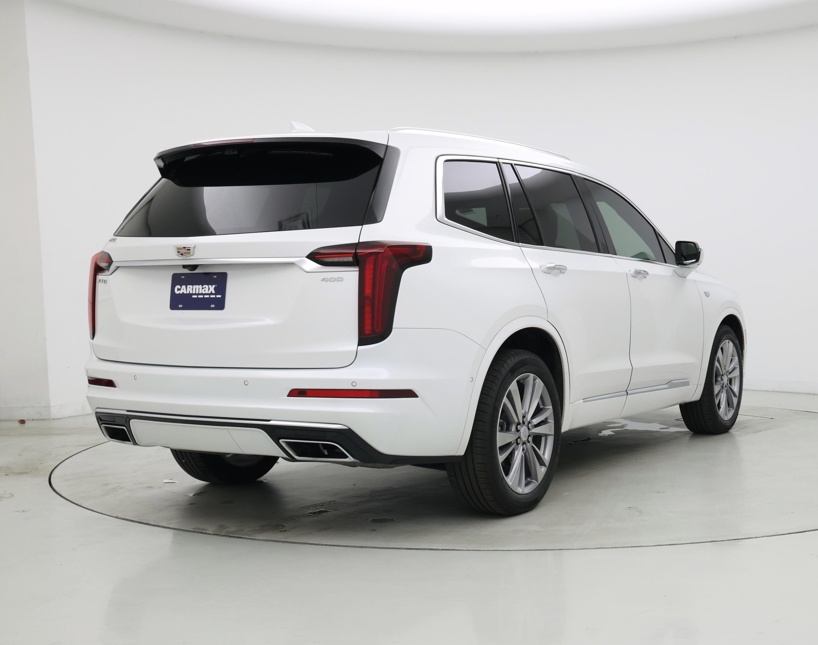 Thumbnail: 2023 Cadillac XT6 - 8