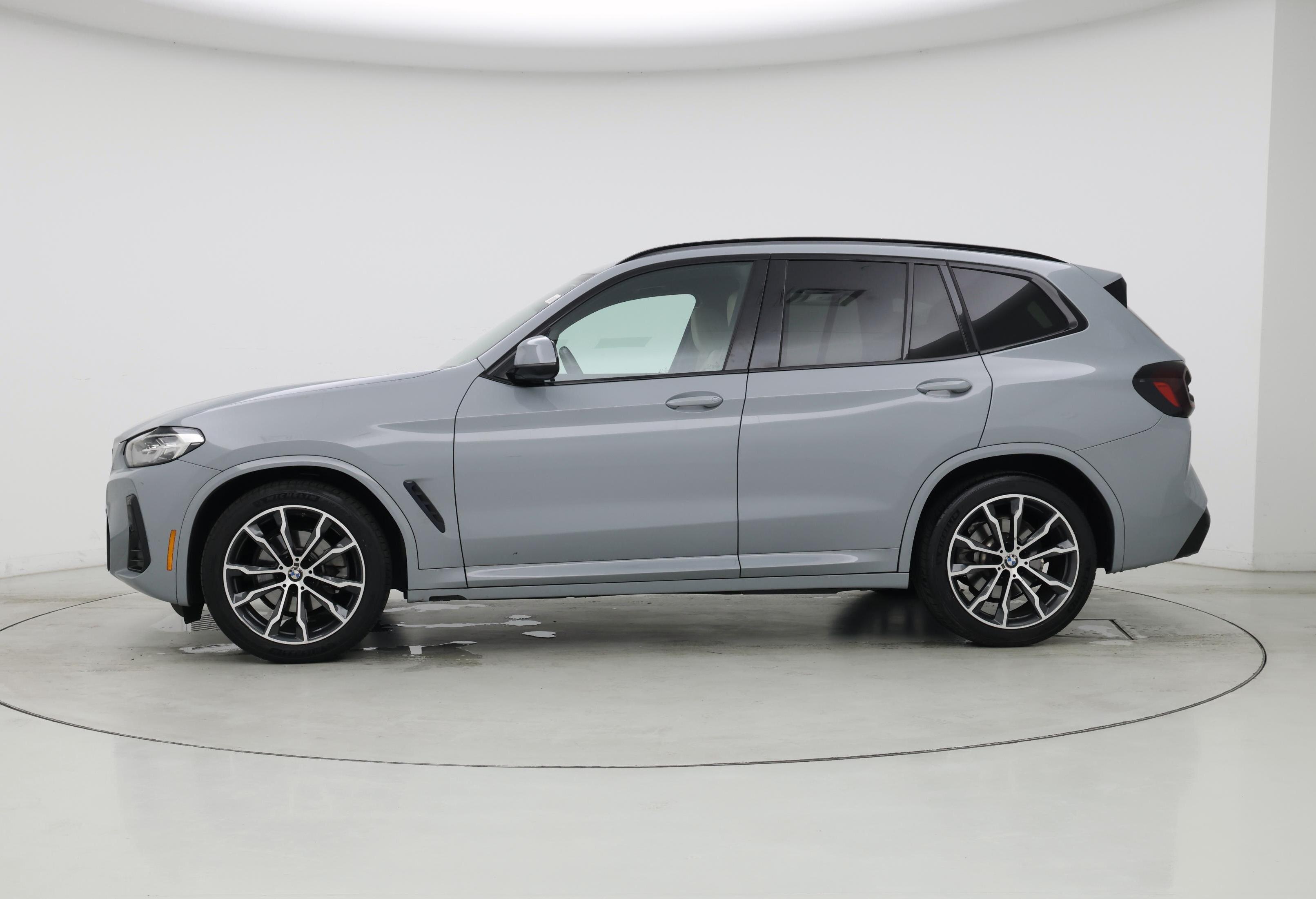Thumbnail: 2022 BMW X3 - 3
