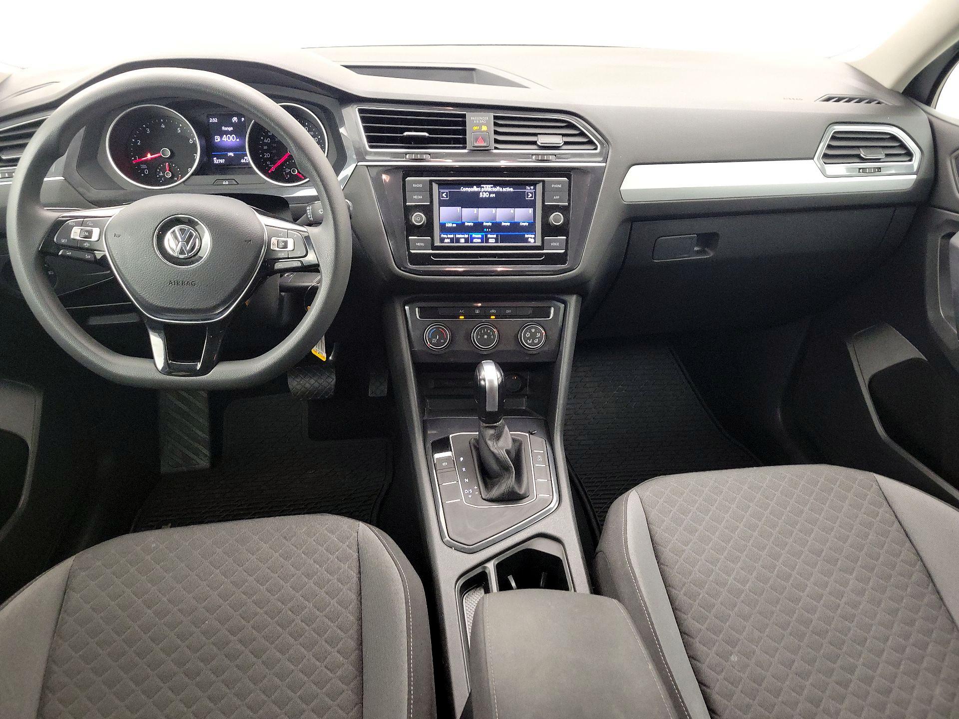 Thumbnail: 2020 Volkswagen Tiguan - 9