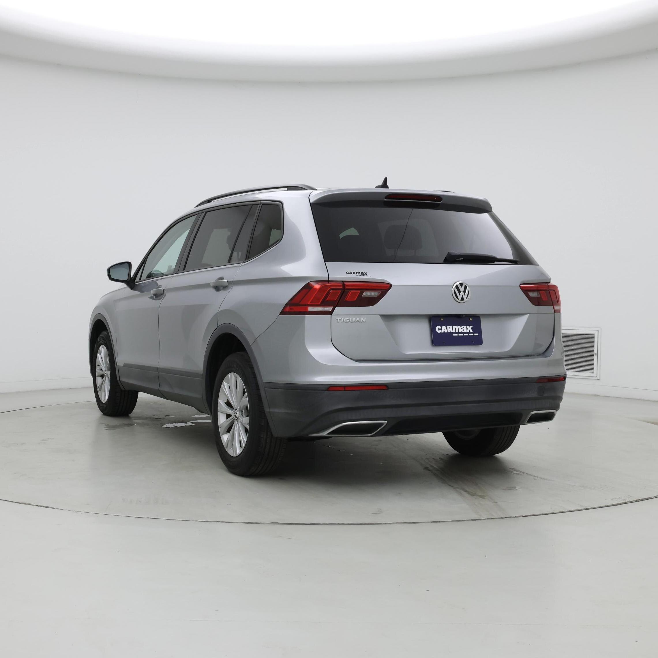 Thumbnail: 2020 Volkswagen Tiguan - 2