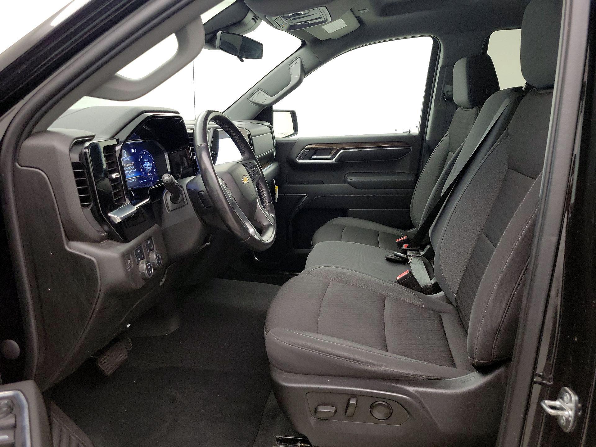 Thumbnail: 2022 Chevrolet Silverado 1500 - 11