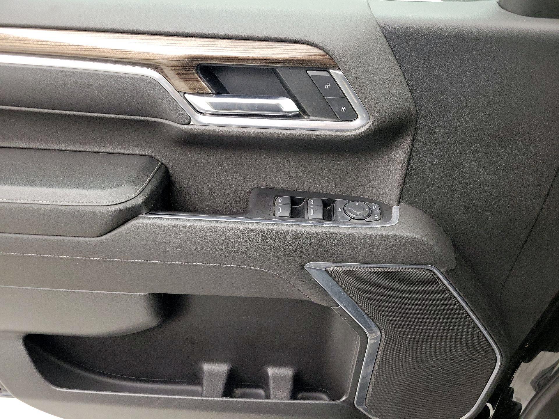 Thumbnail: 2022 Chevrolet Silverado 1500 - 12