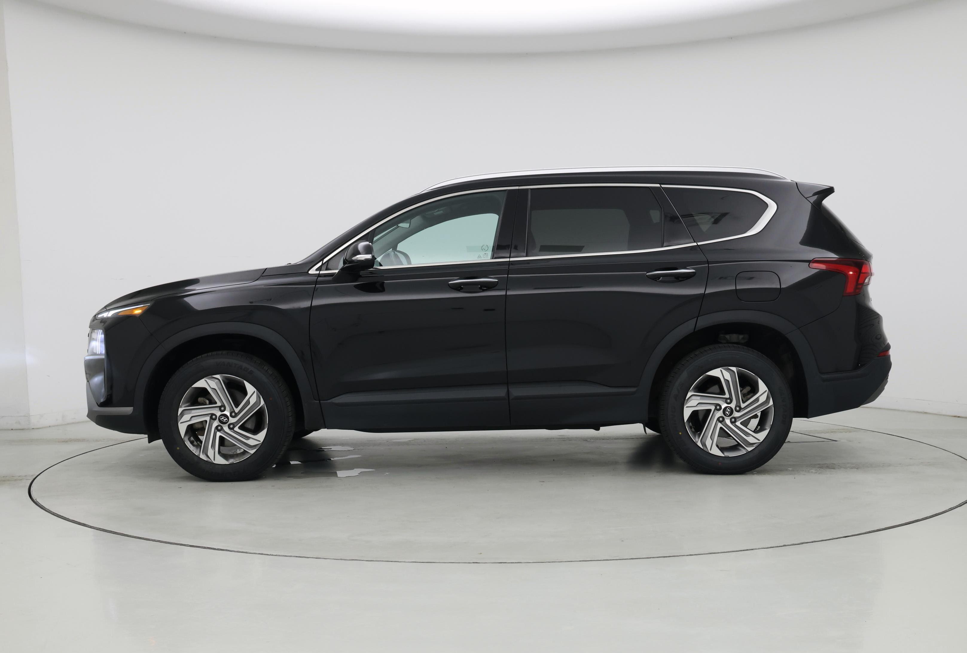Thumbnail: 2023 Hyundai Santa Fe - 3