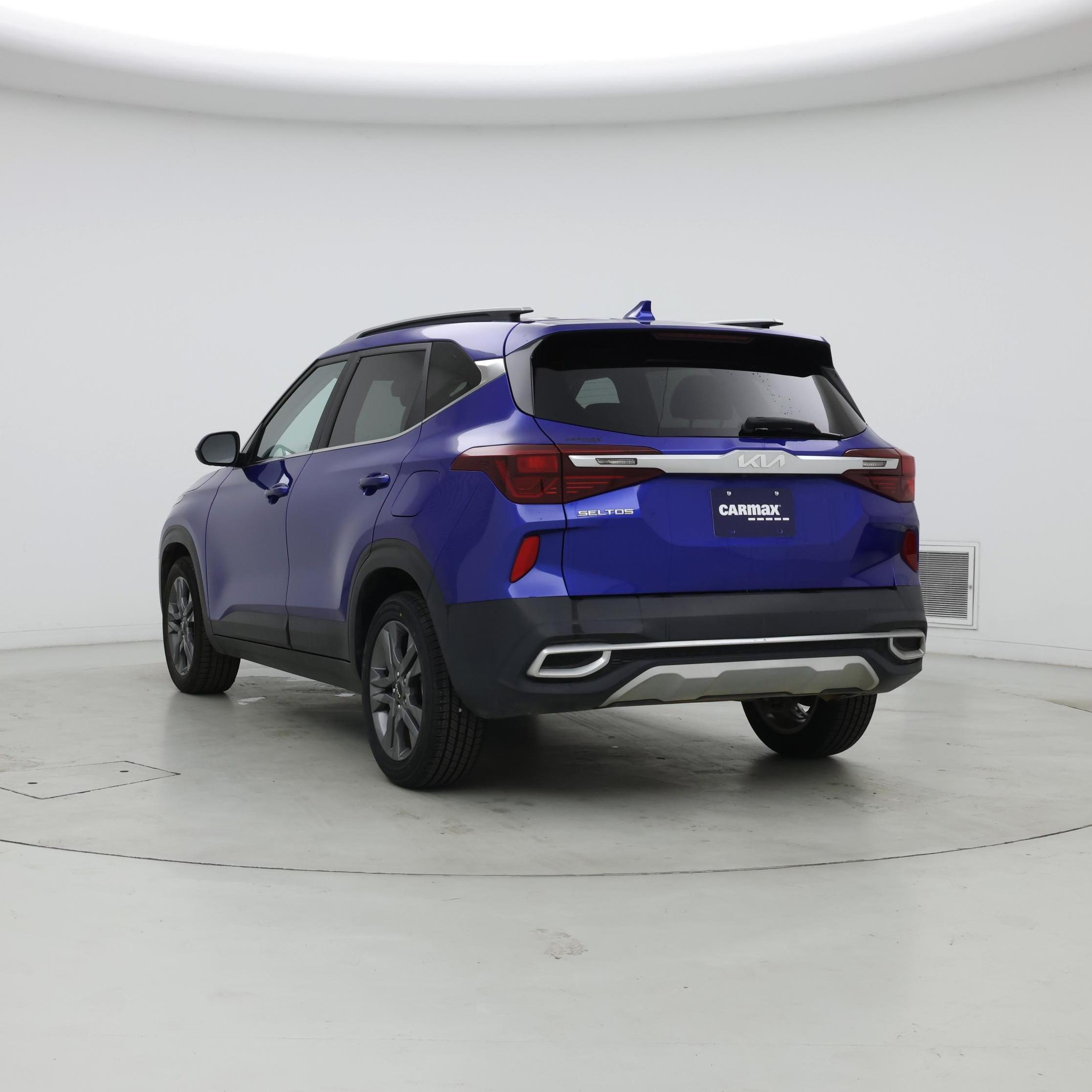 Thumbnail: 2023 Kia Seltos - 2