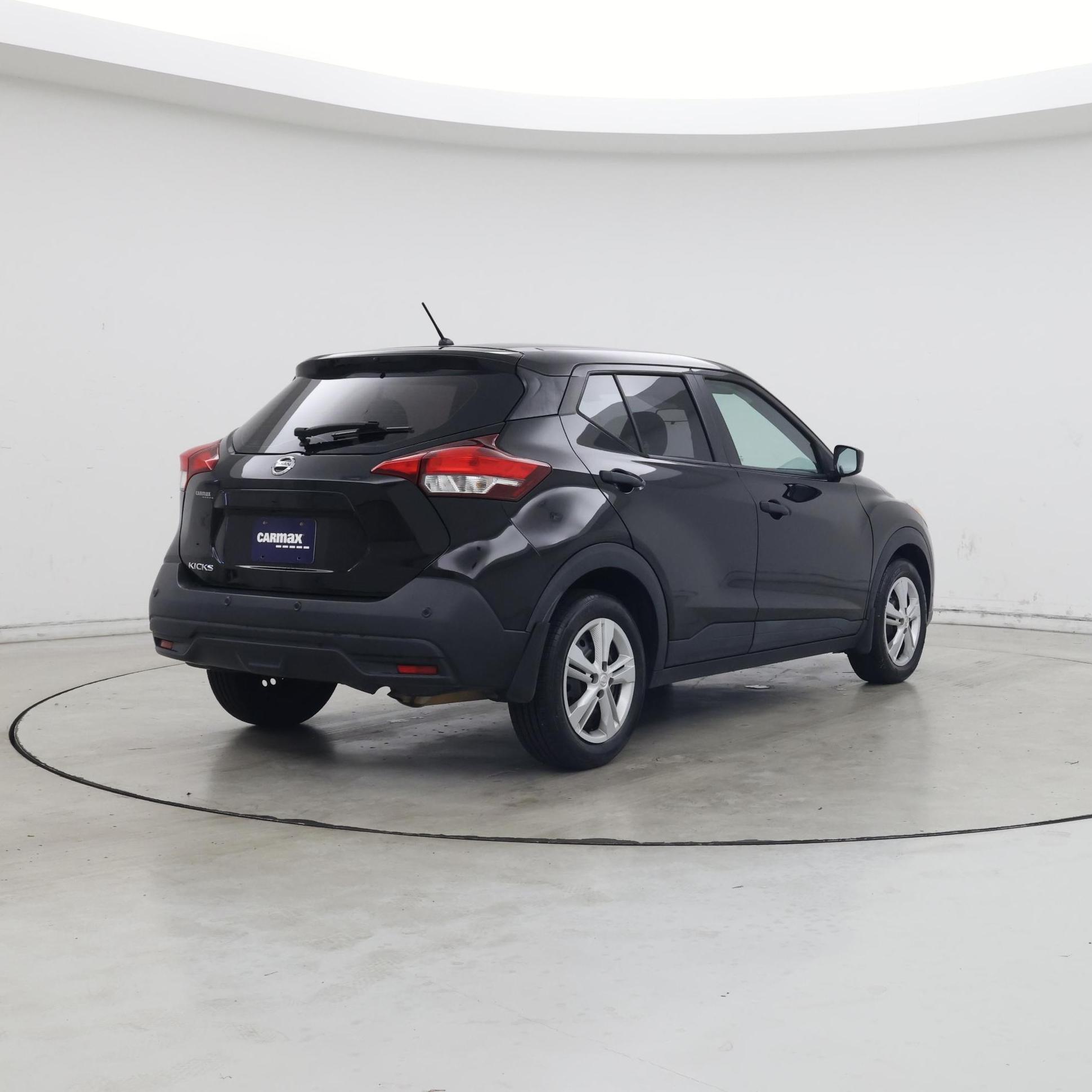 Thumbnail: 2020 Nissan Kicks - 8