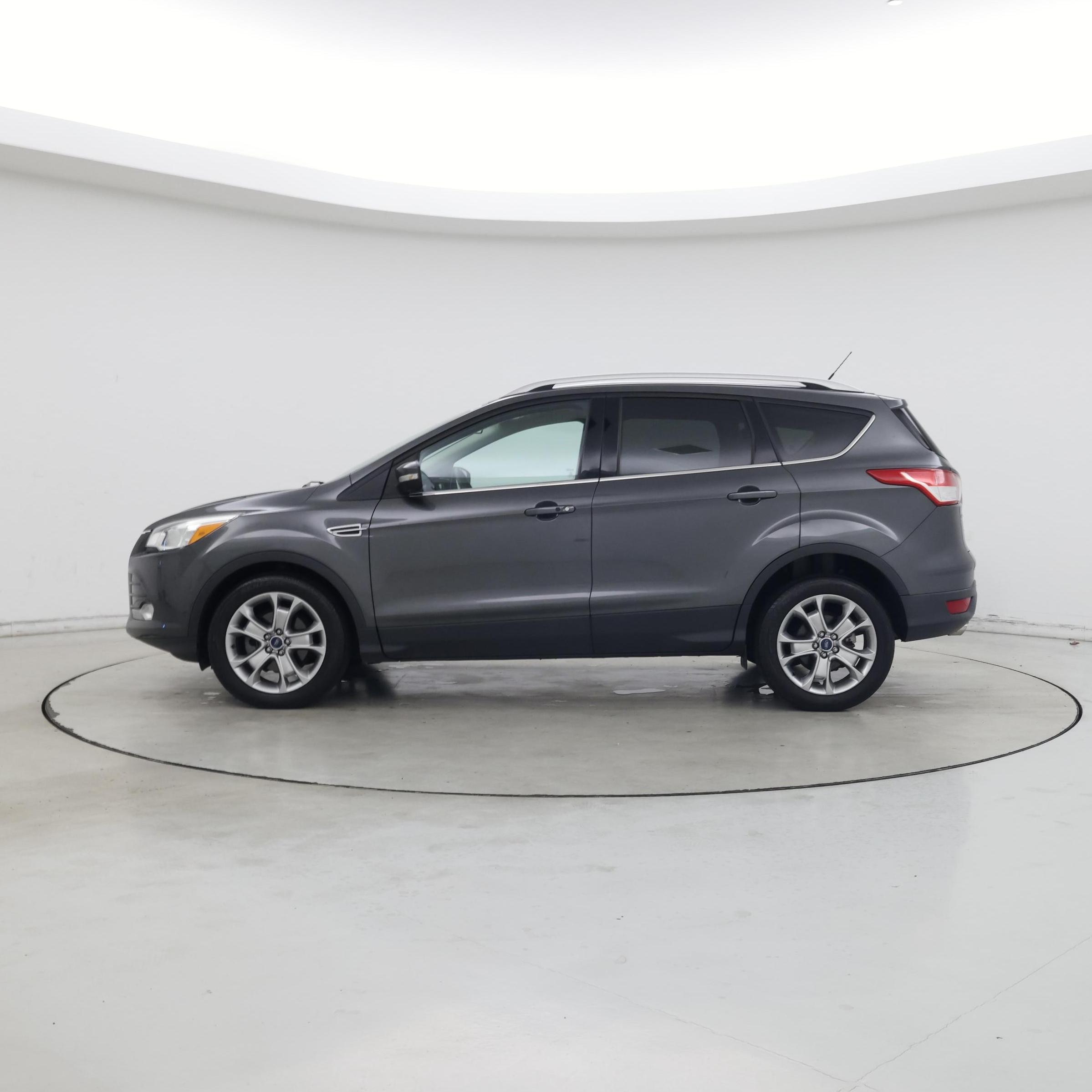 Thumbnail: 2015 Ford Escape - 3