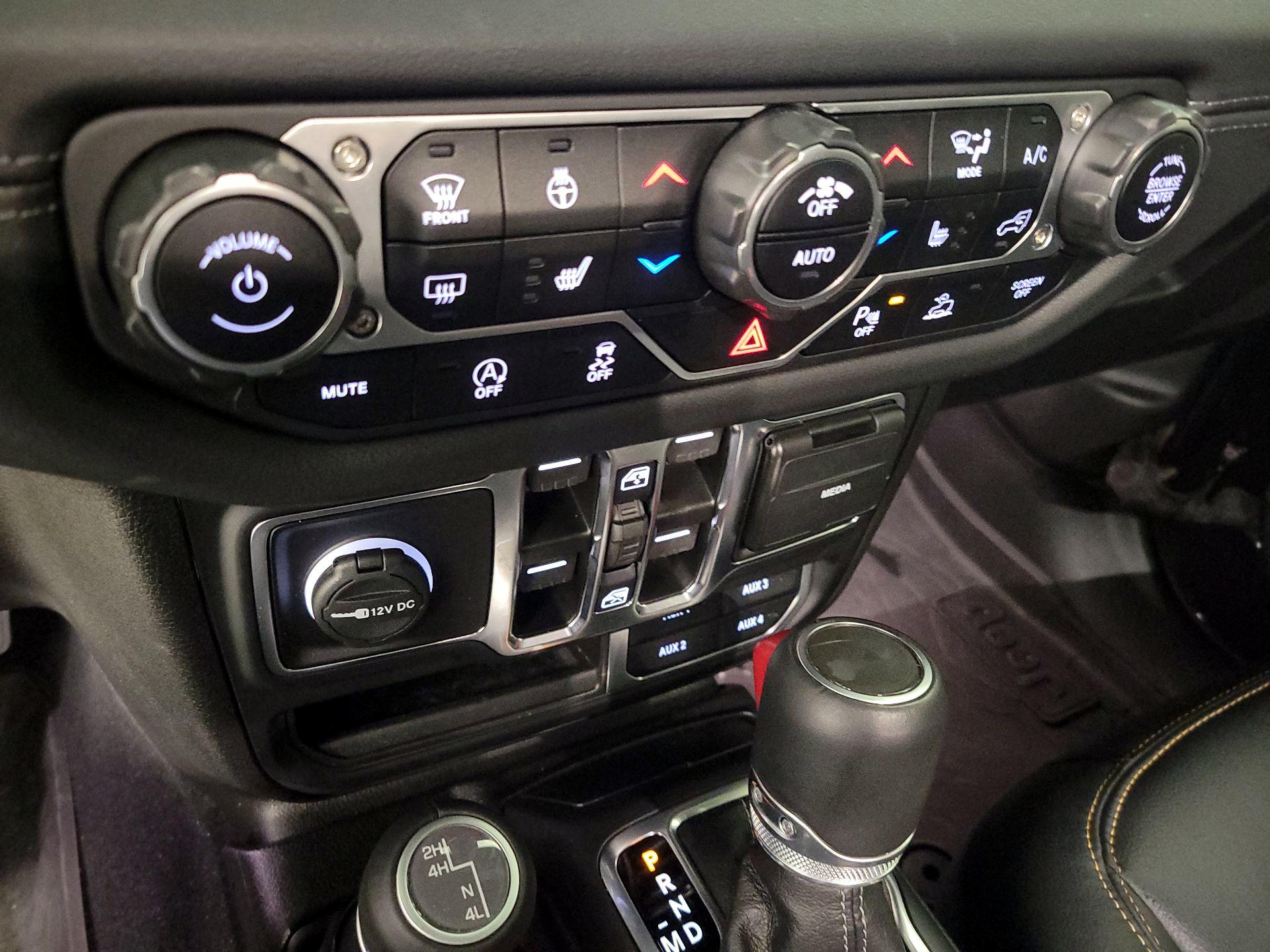 Thumbnail: 2024 Jeep Wrangler - 17