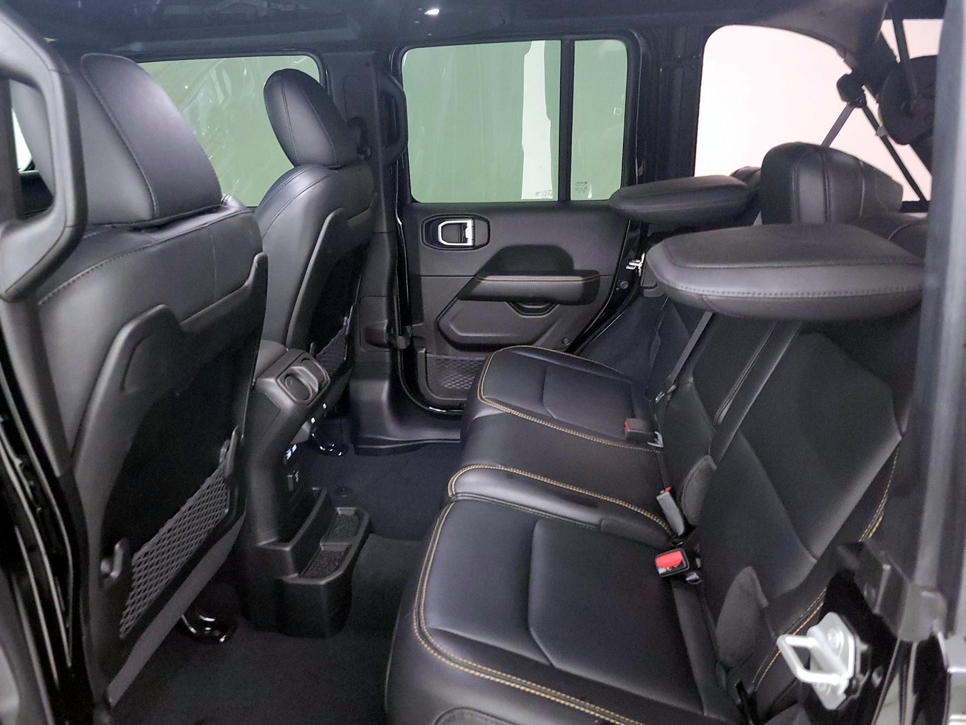 Thumbnail: 2024 Jeep Wrangler - 20