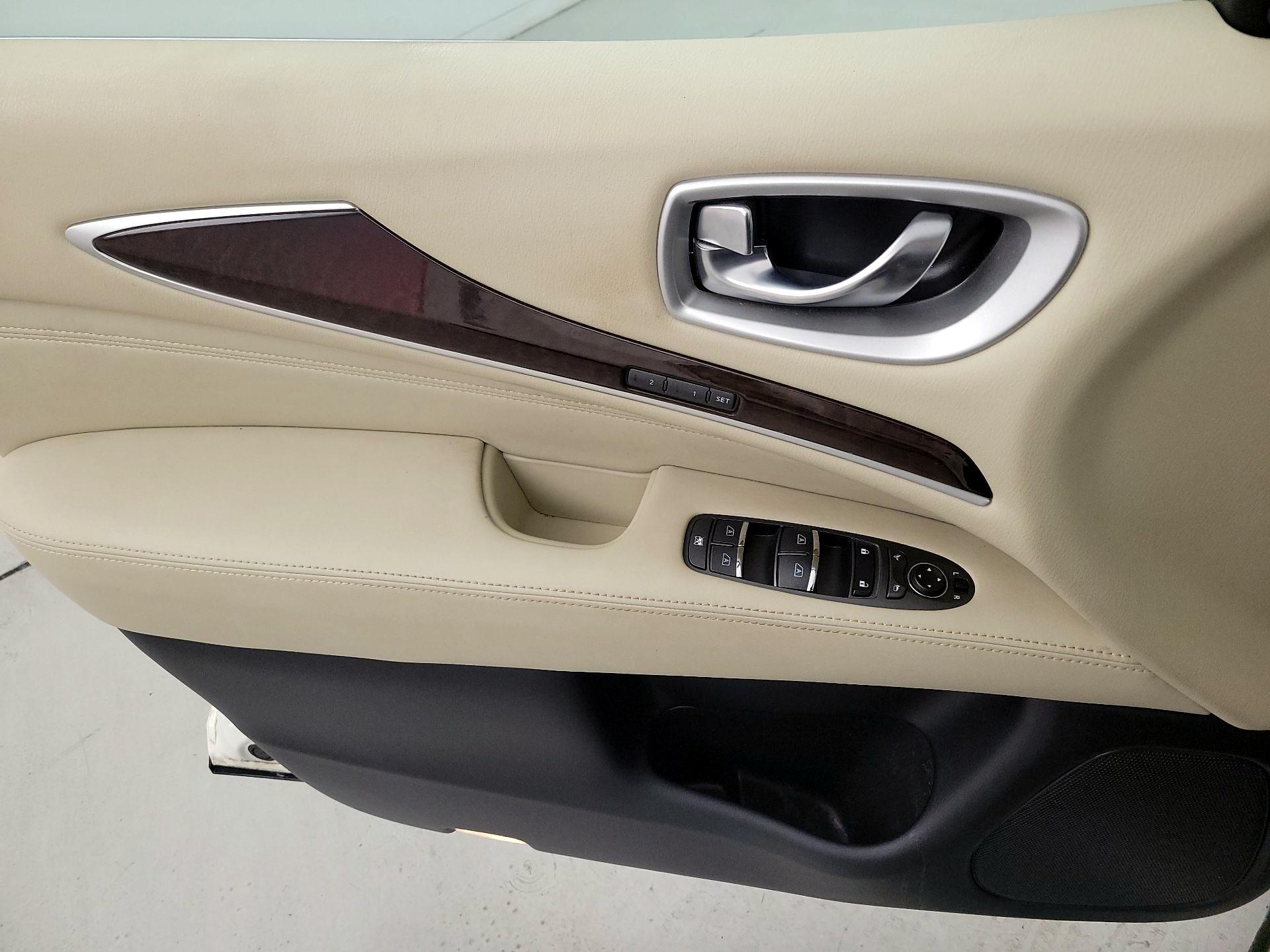 Thumbnail: 2020 INFINITI QX60 - 12