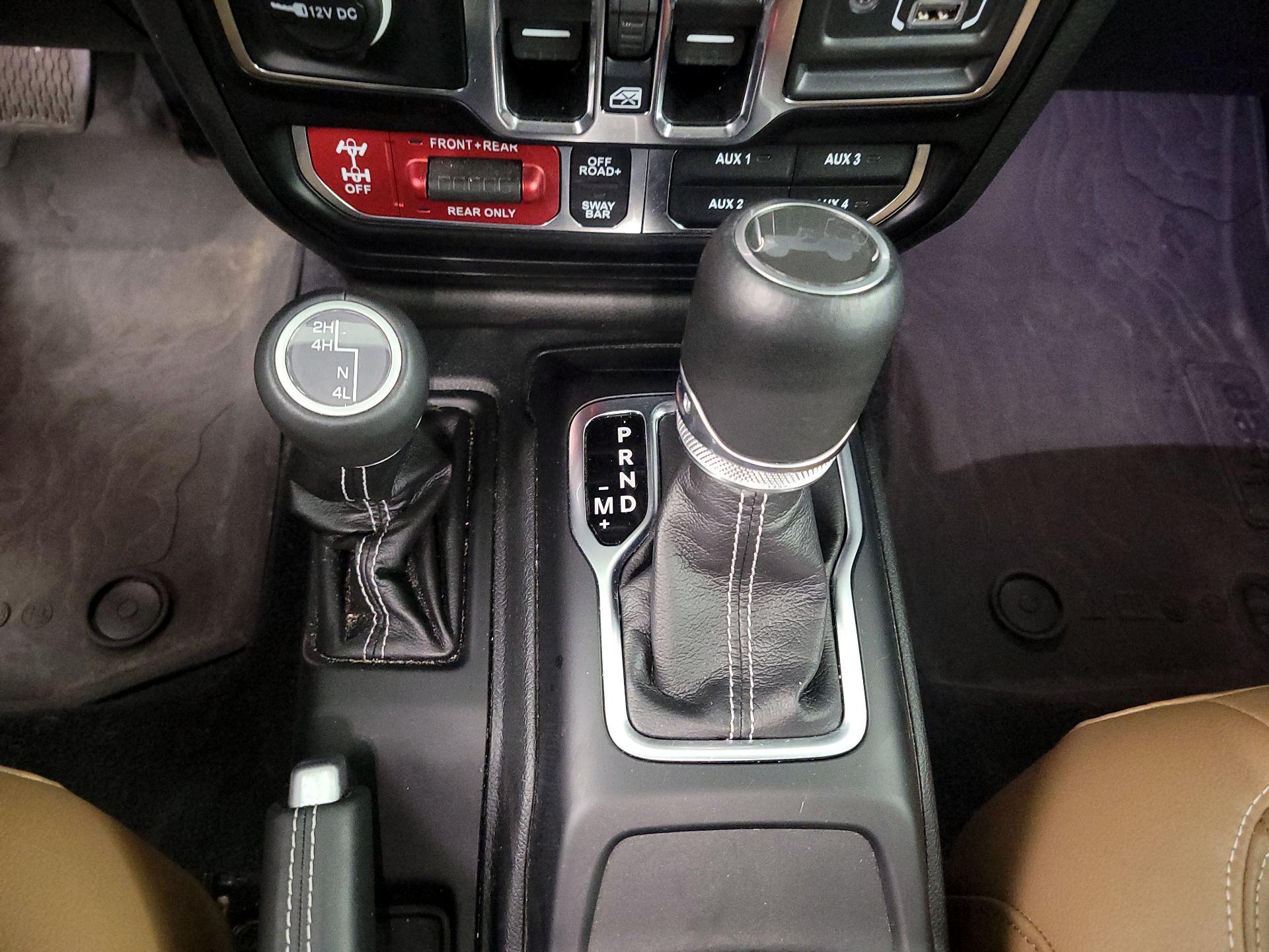 Thumbnail: 2023 Jeep Wrangler - 18